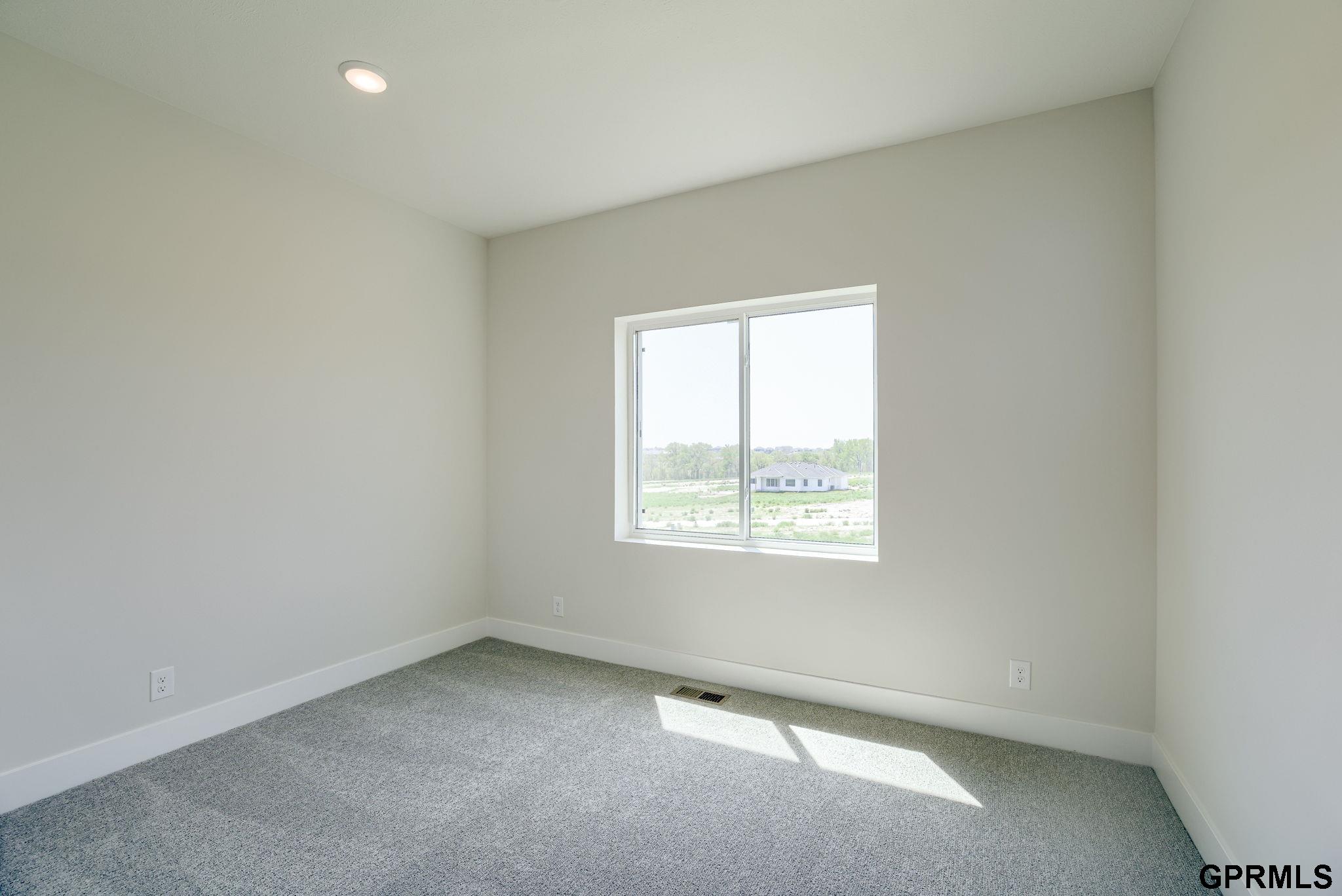 20137 R Street, Omaha, Nebraska image 16