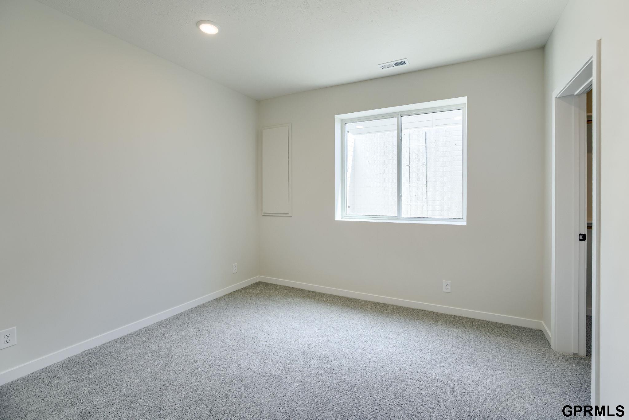 20137 R Street, Omaha, Nebraska image 17