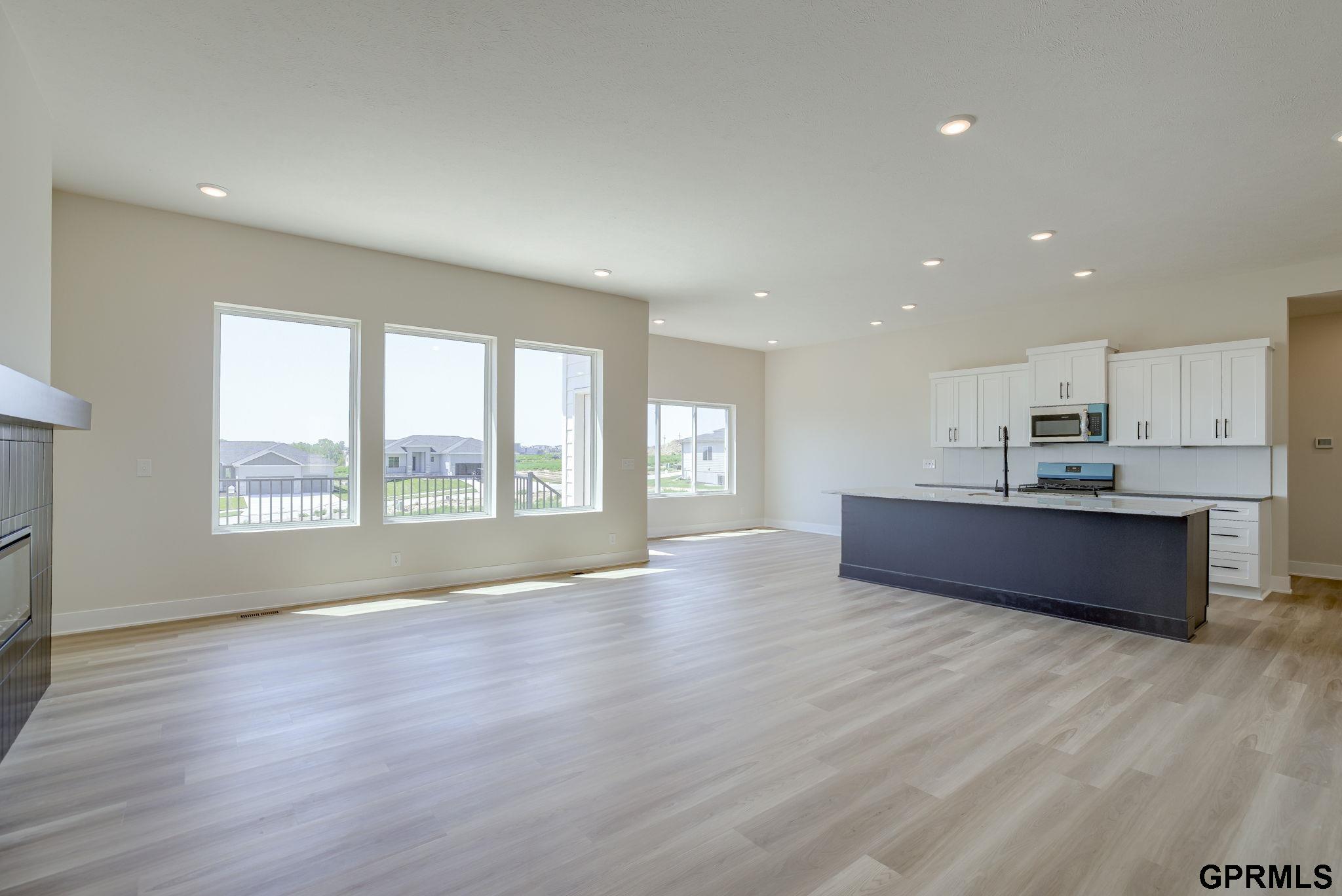 20137 R Street, Omaha, Nebraska image 4