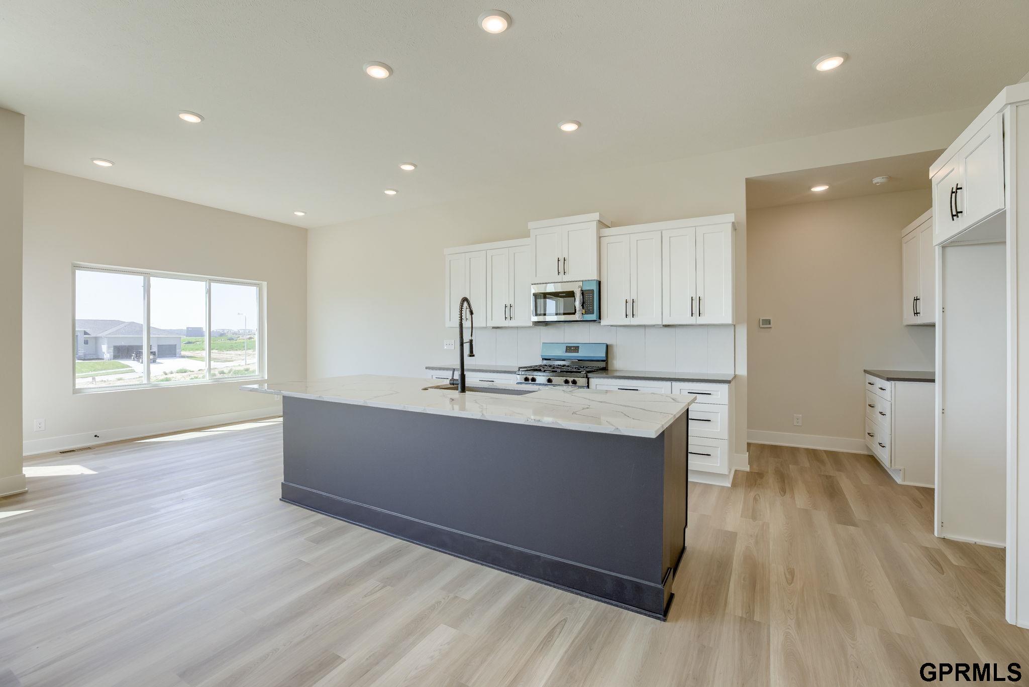 20137 R Street, Omaha, Nebraska image 7