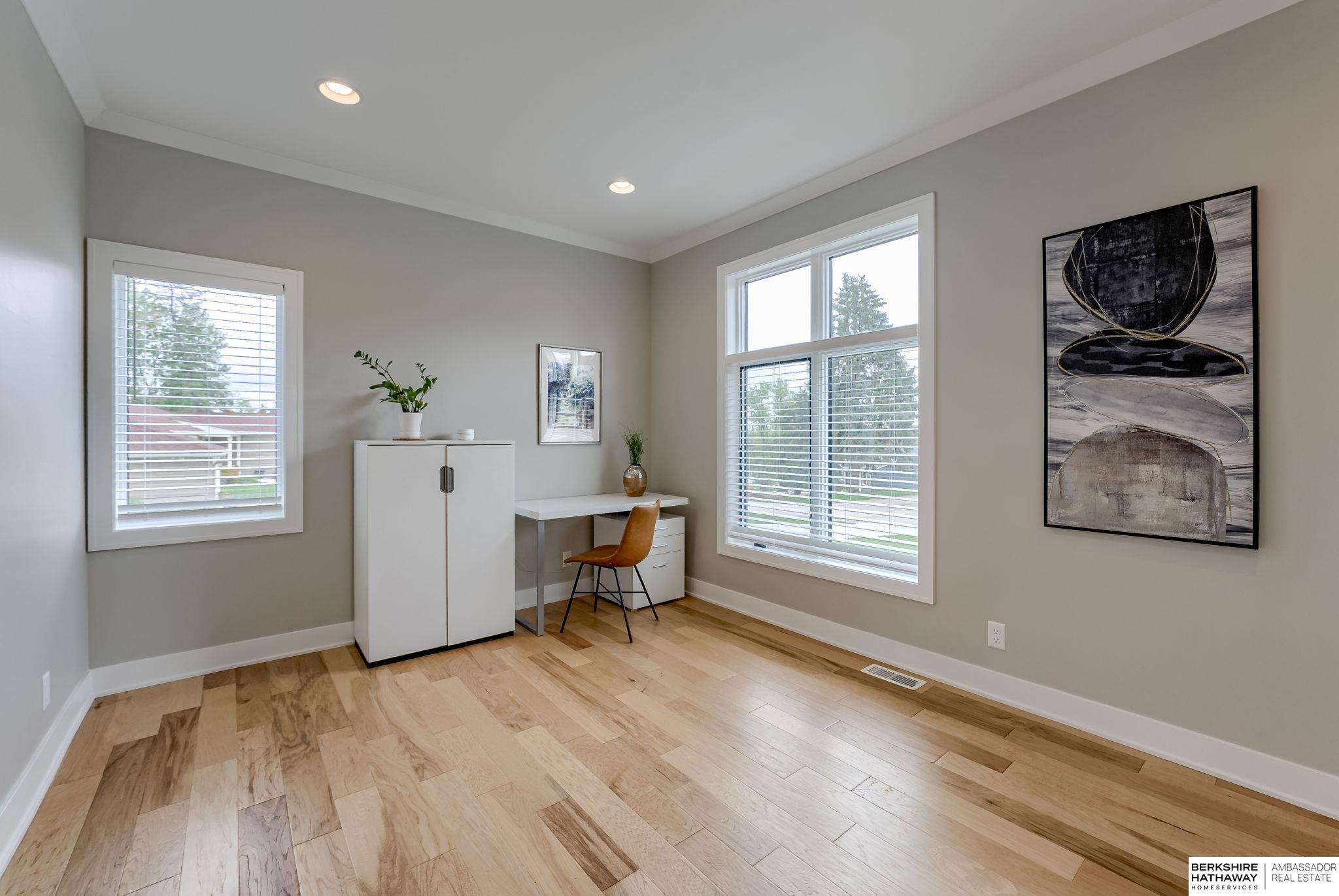 8616 Broadmoor Drive, Omaha, Nebraska image 19