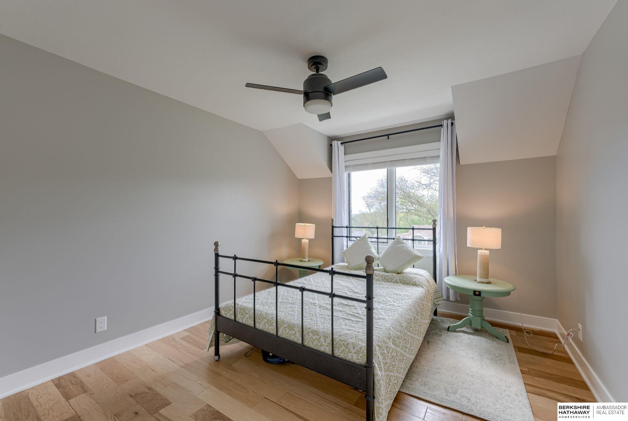 8616 Broadmoor Drive, Omaha, Nebraska image 35