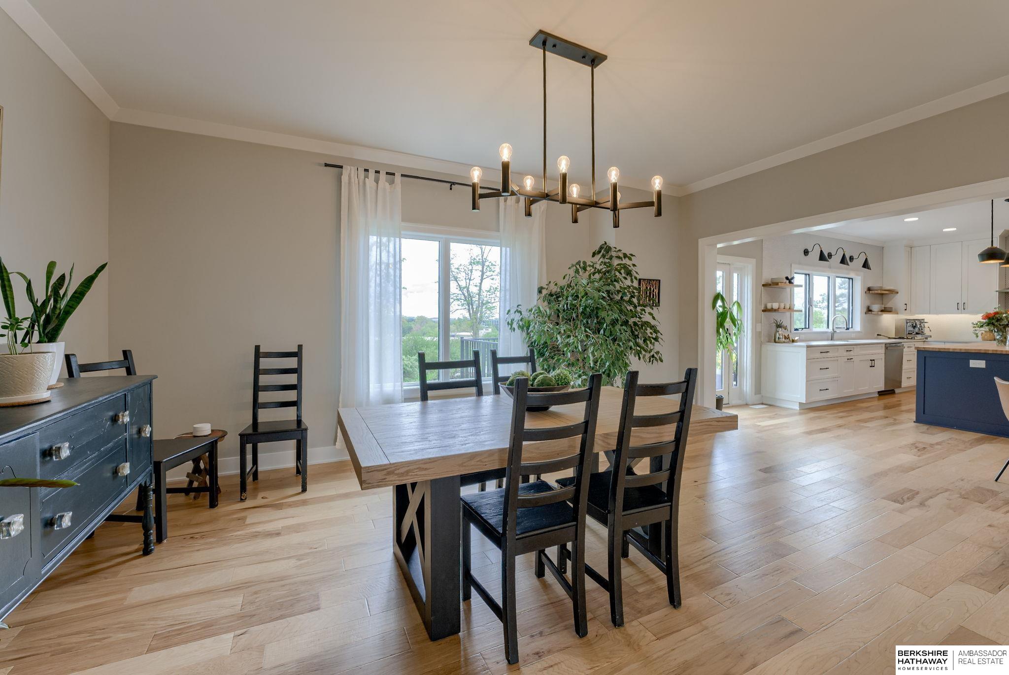 8616 Broadmoor Drive, Omaha, Nebraska image 10