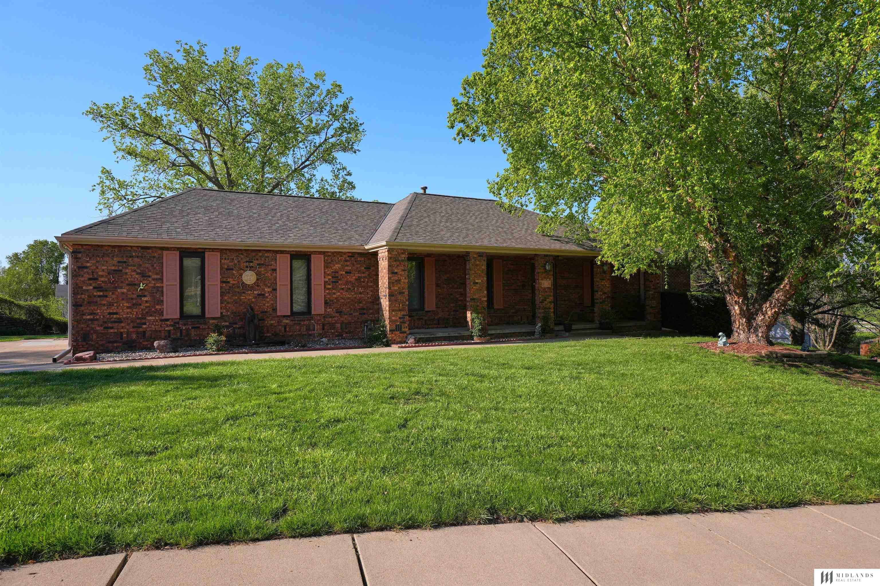 1505 Sunshine Boulevard, Bellevue, Nebraska image 1