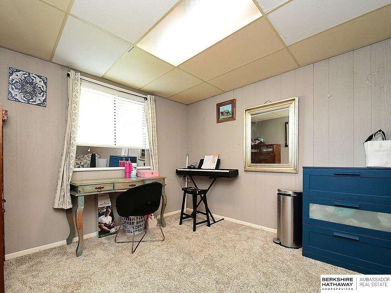 555 University Street, Guide Rock, Nebraska image 16