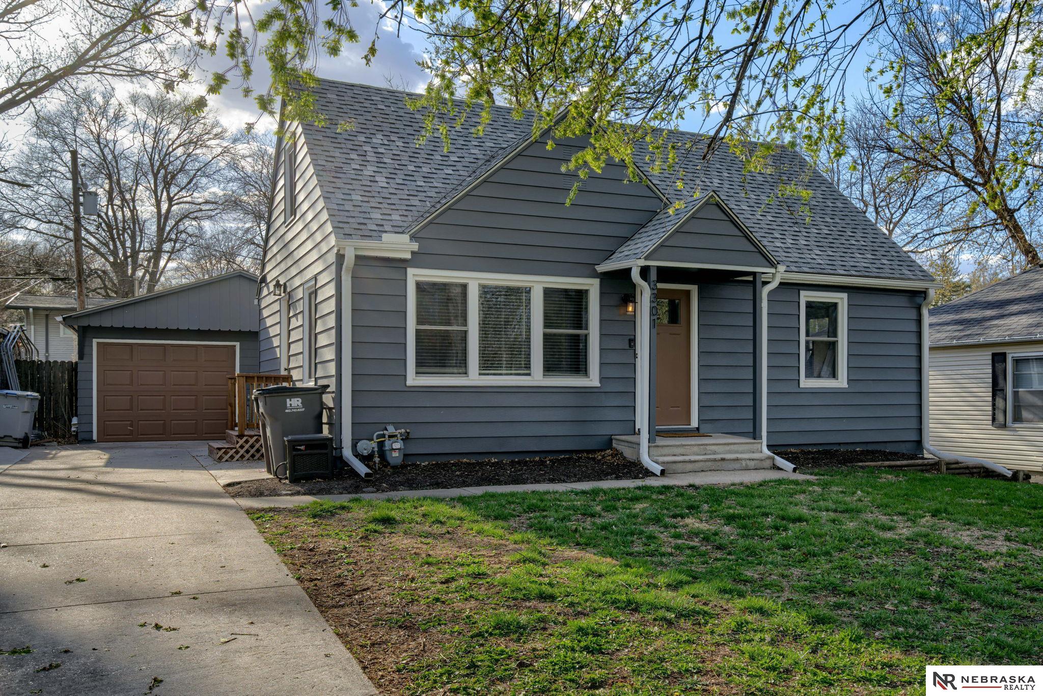 3301 S 44th Street, Lincoln, Nebraska image 2