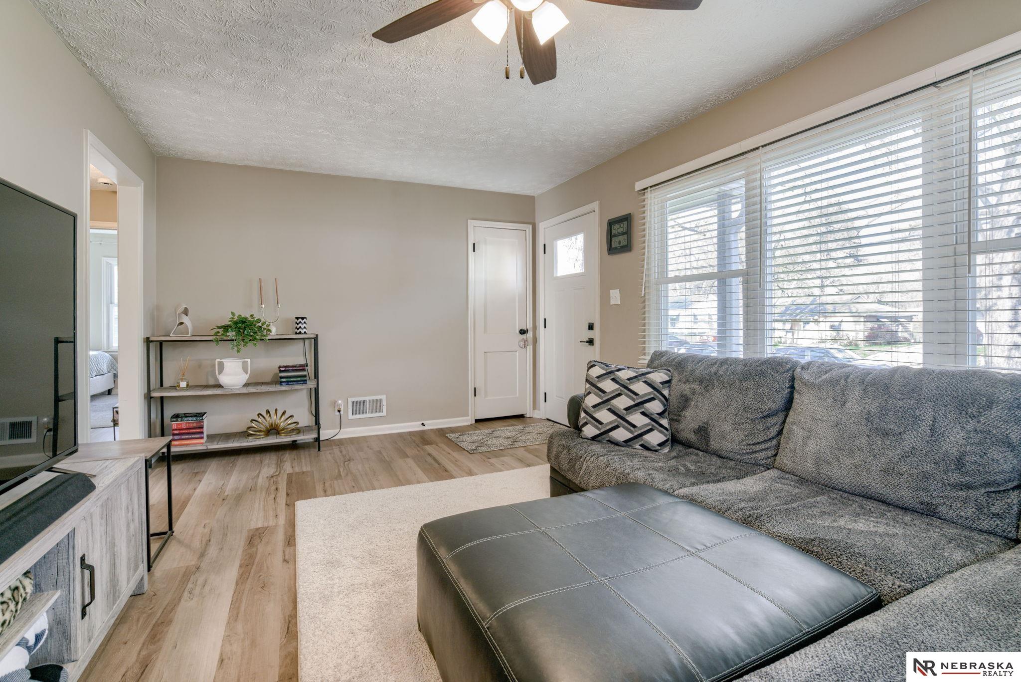 3301 S 44th Street, Lincoln, Nebraska image 3