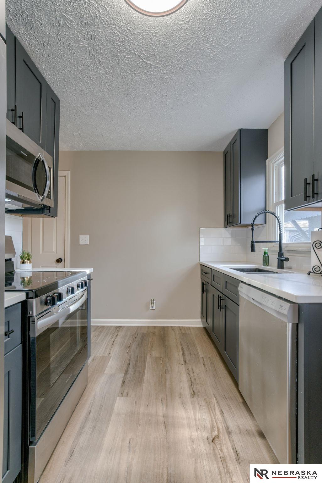 3301 S 44th Street, Lincoln, Nebraska image 7