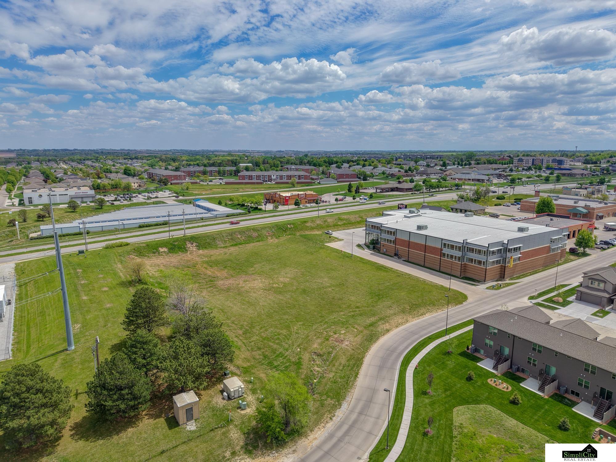 8330 Colby Court, Lincoln, Nebraska image 2