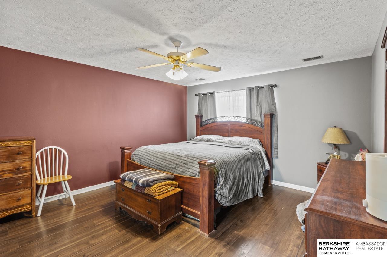 20129 Wolfs Street, Elkhorn, Nebraska image 17