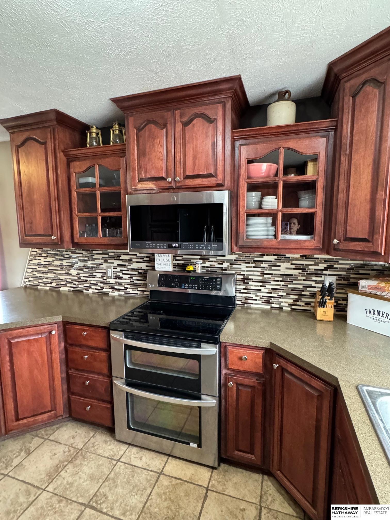 20129 Wolfs Street, Elkhorn, Nebraska image 5