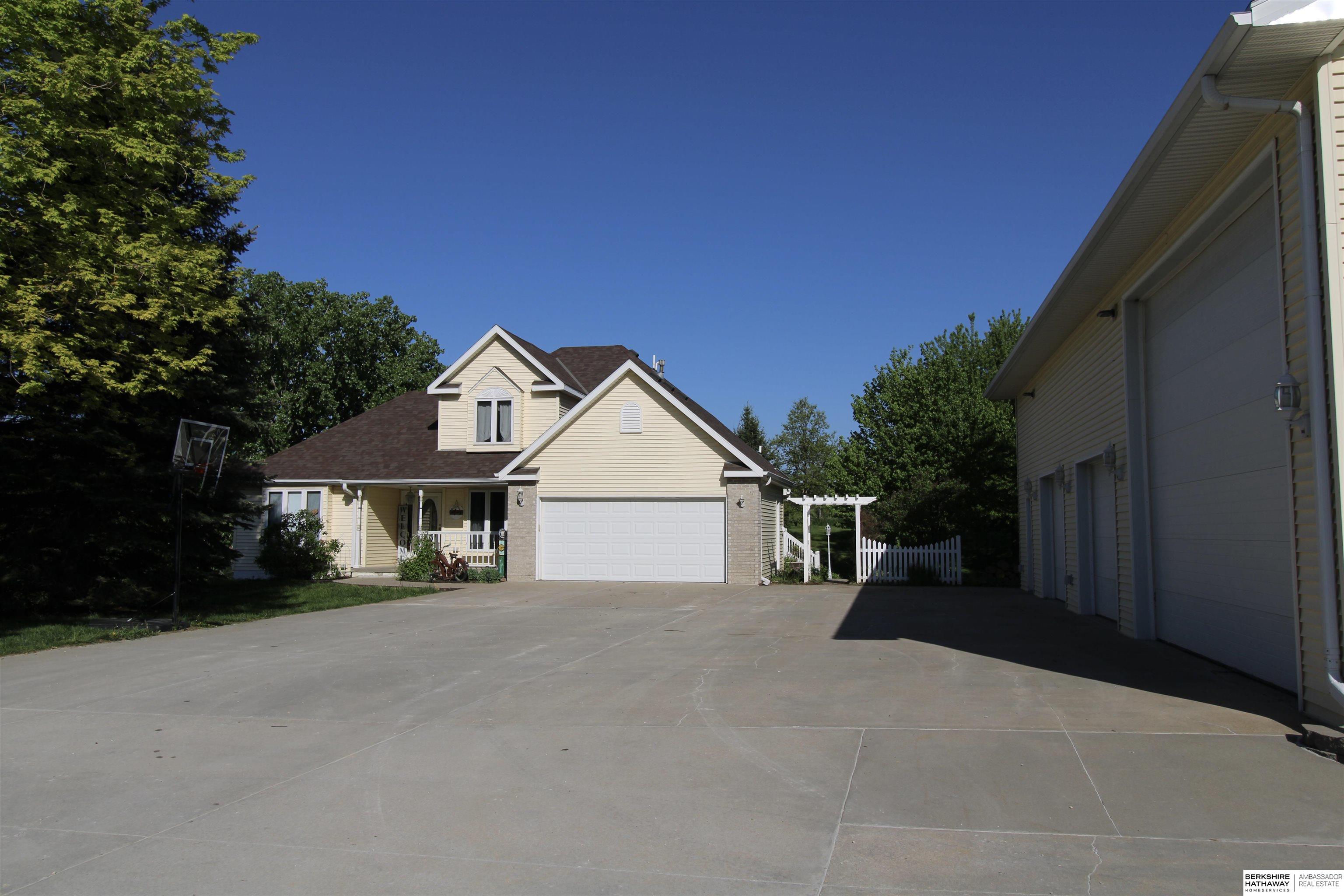 58492 Hilman Drive, Glenwood, Iowa image 3