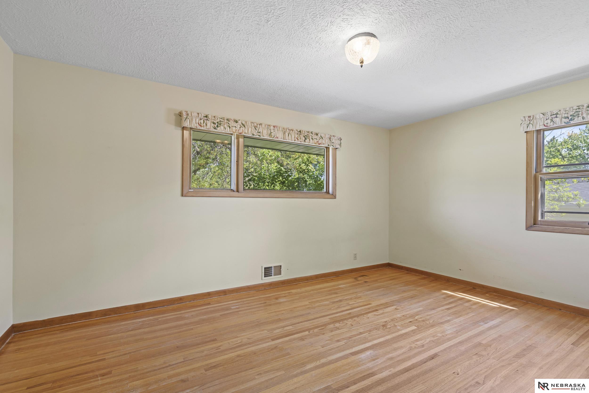1825 Morningside Drive, Lincoln, Nebraska image 13