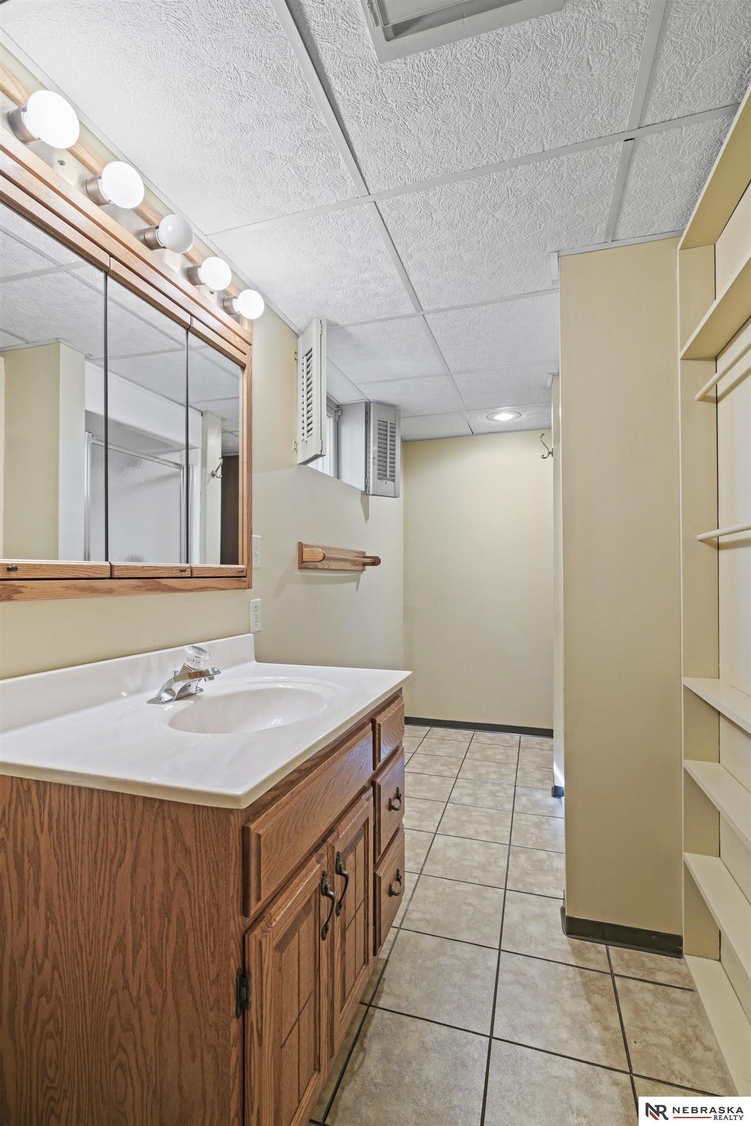 1825 Morningside Drive, Lincoln, Nebraska image 23