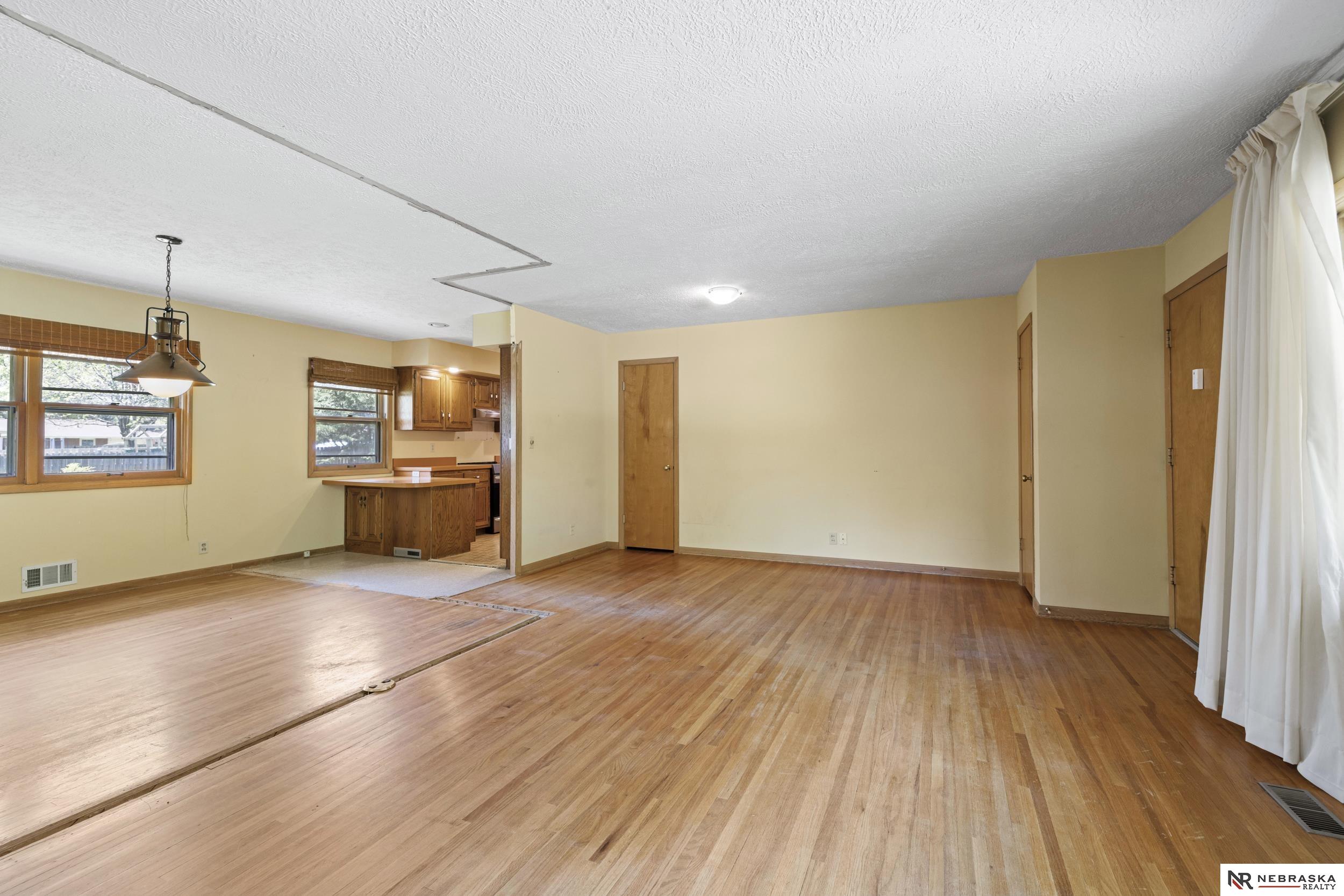 1825 Morningside Drive, Lincoln, Nebraska image 6