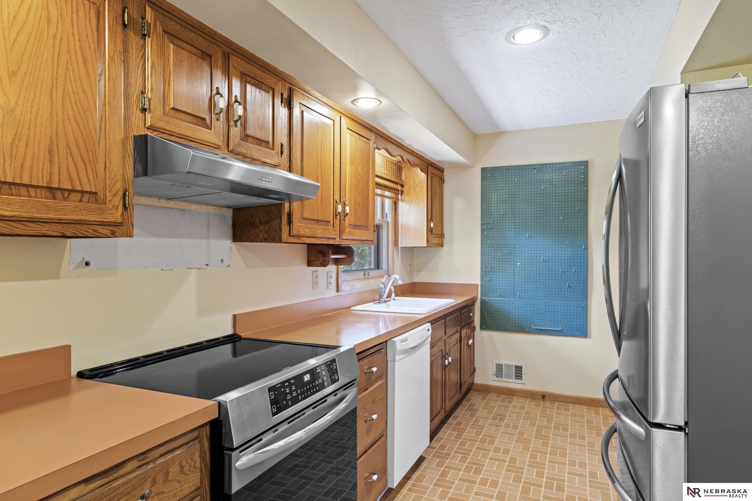 1825 Morningside Drive, Lincoln, Nebraska image 10