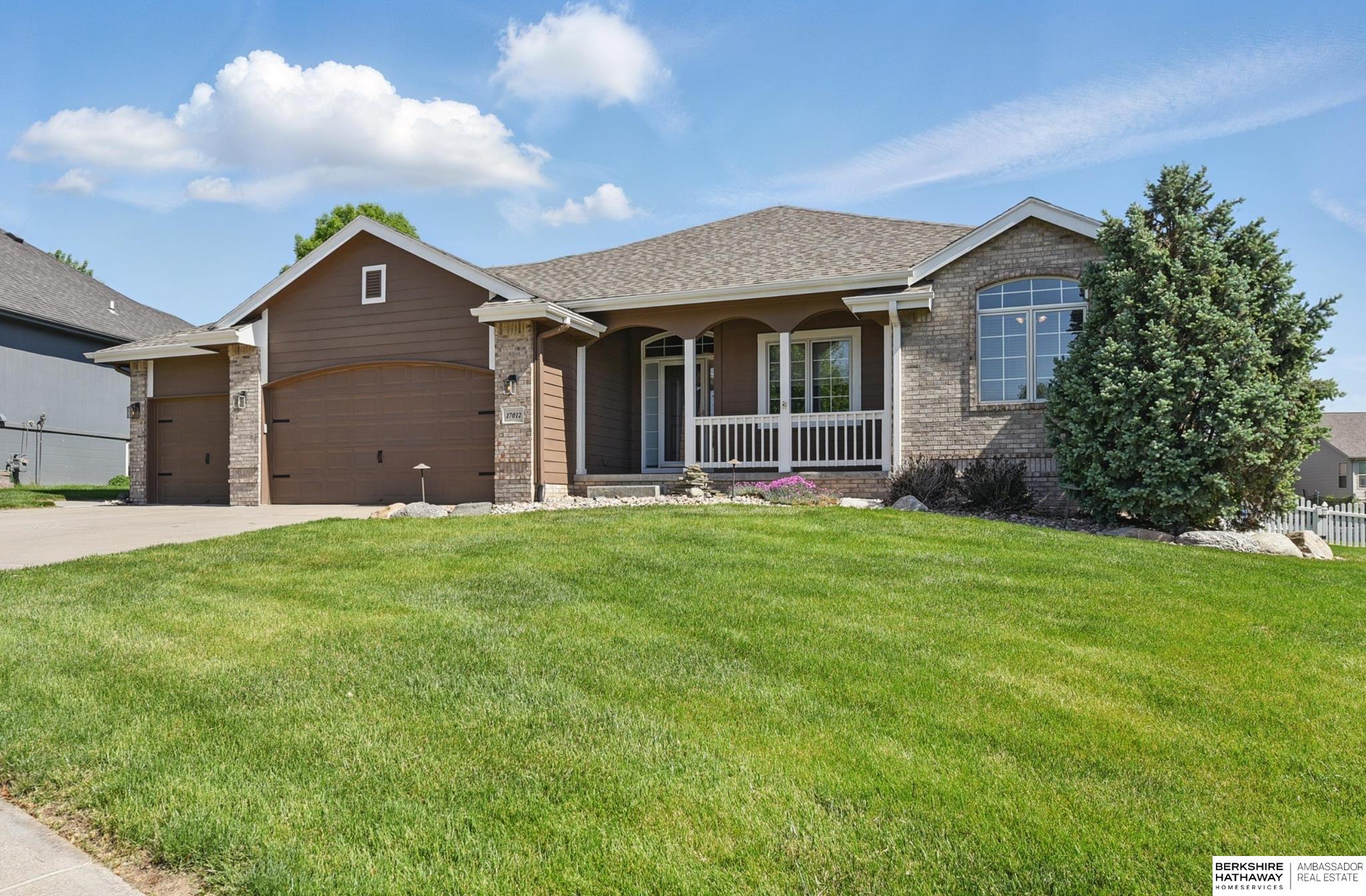 17012 Bohling Drive, Omaha, Nebraska image 2