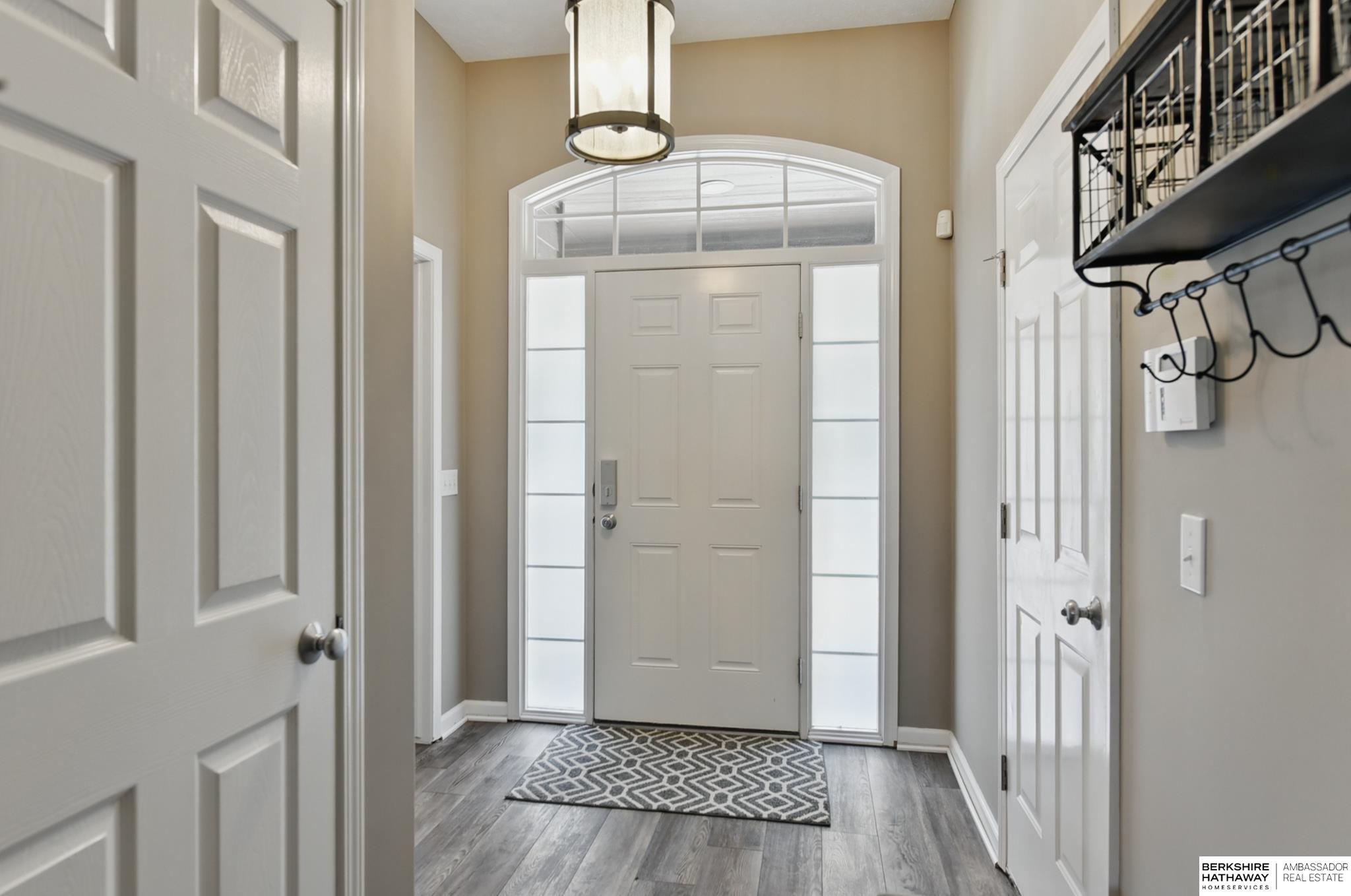 17012 Bohling Drive, Omaha, Nebraska image 3