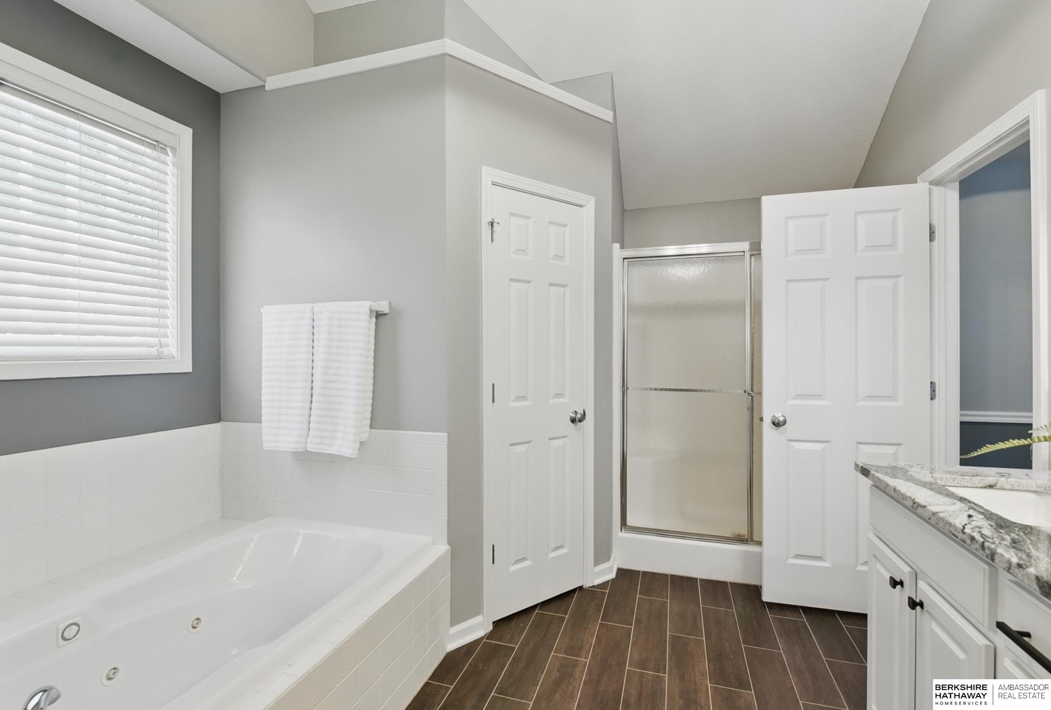 17012 Bohling Drive, Omaha, Nebraska image 30
