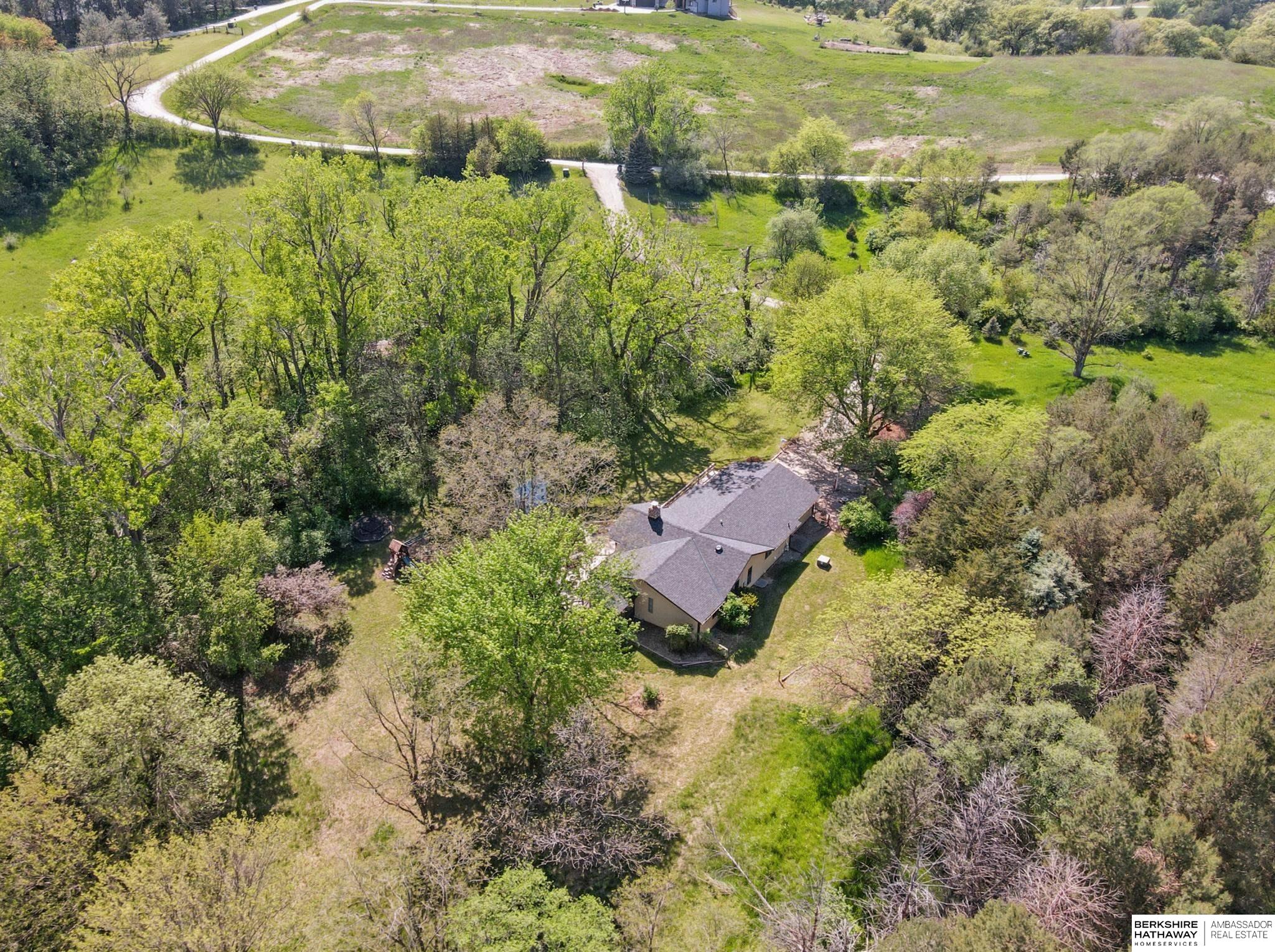 8259 Paradise Hills Lane, Fort Calhoun, Nebraska image 5