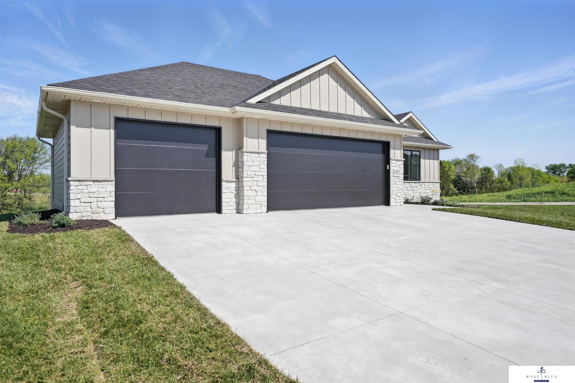9347 S 86 Street, Lincoln, Nebraska image 3