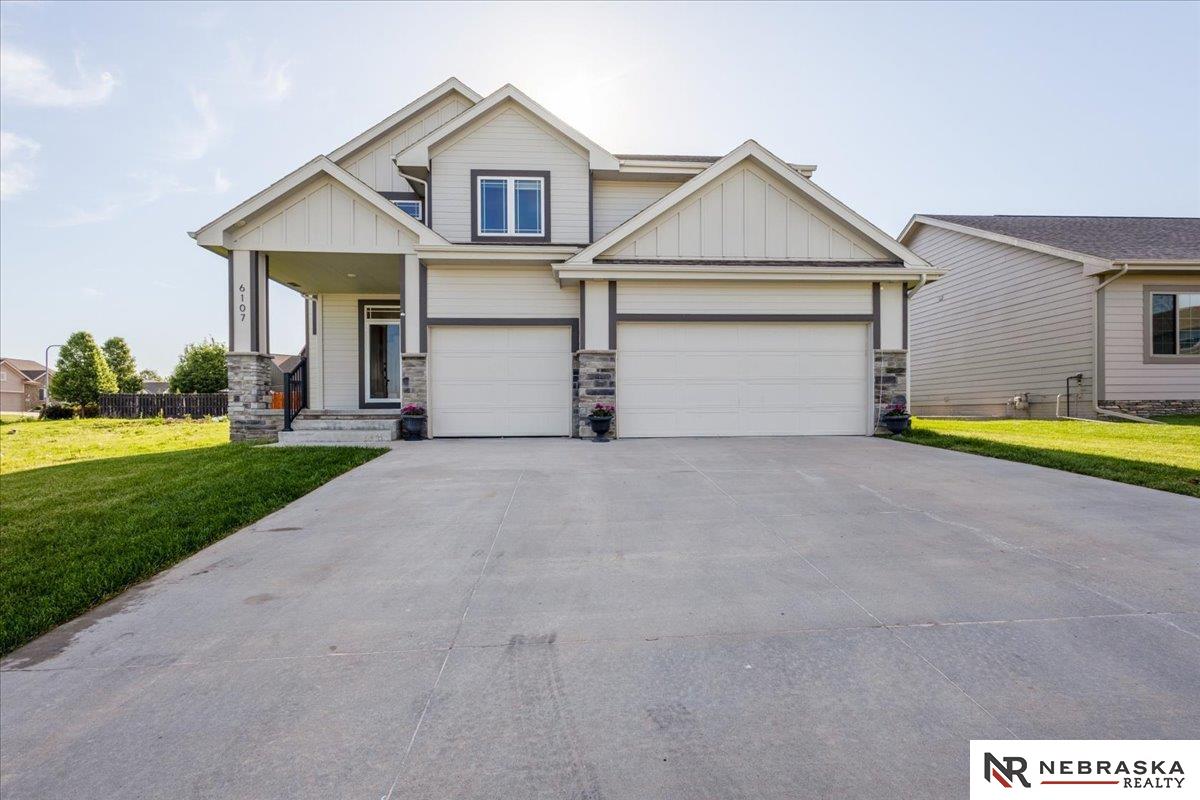 6107 S 197th Street, Omaha
