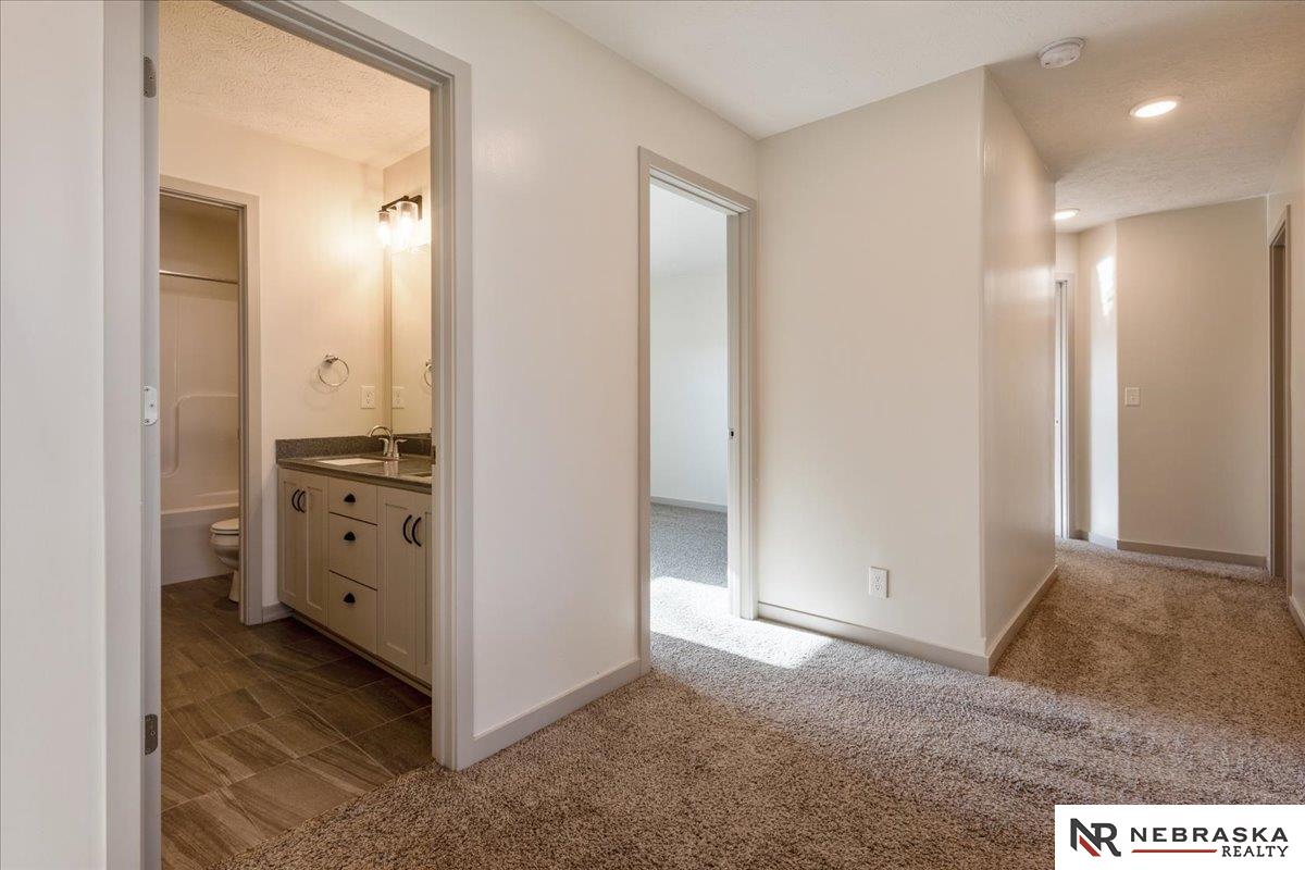 6107 S 197th Street, Omaha, Nebraska image 28