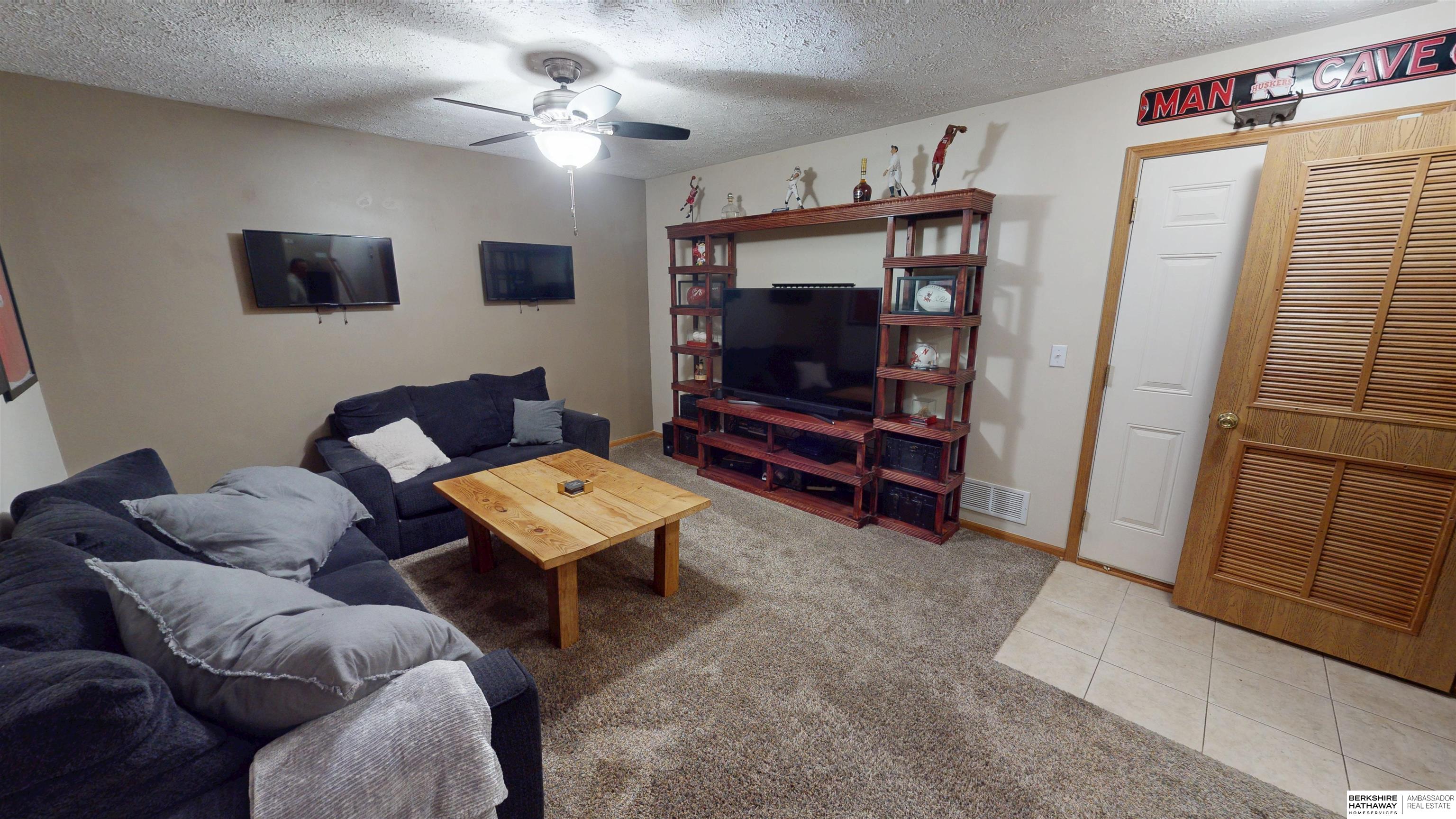 8610 N 155th Street, Bennington, Nebraska image 20