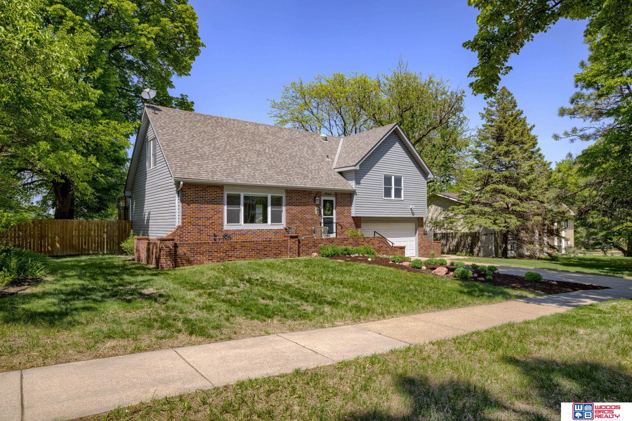7320 Briarhurst Drive, Lincoln, Nebraska image 5
