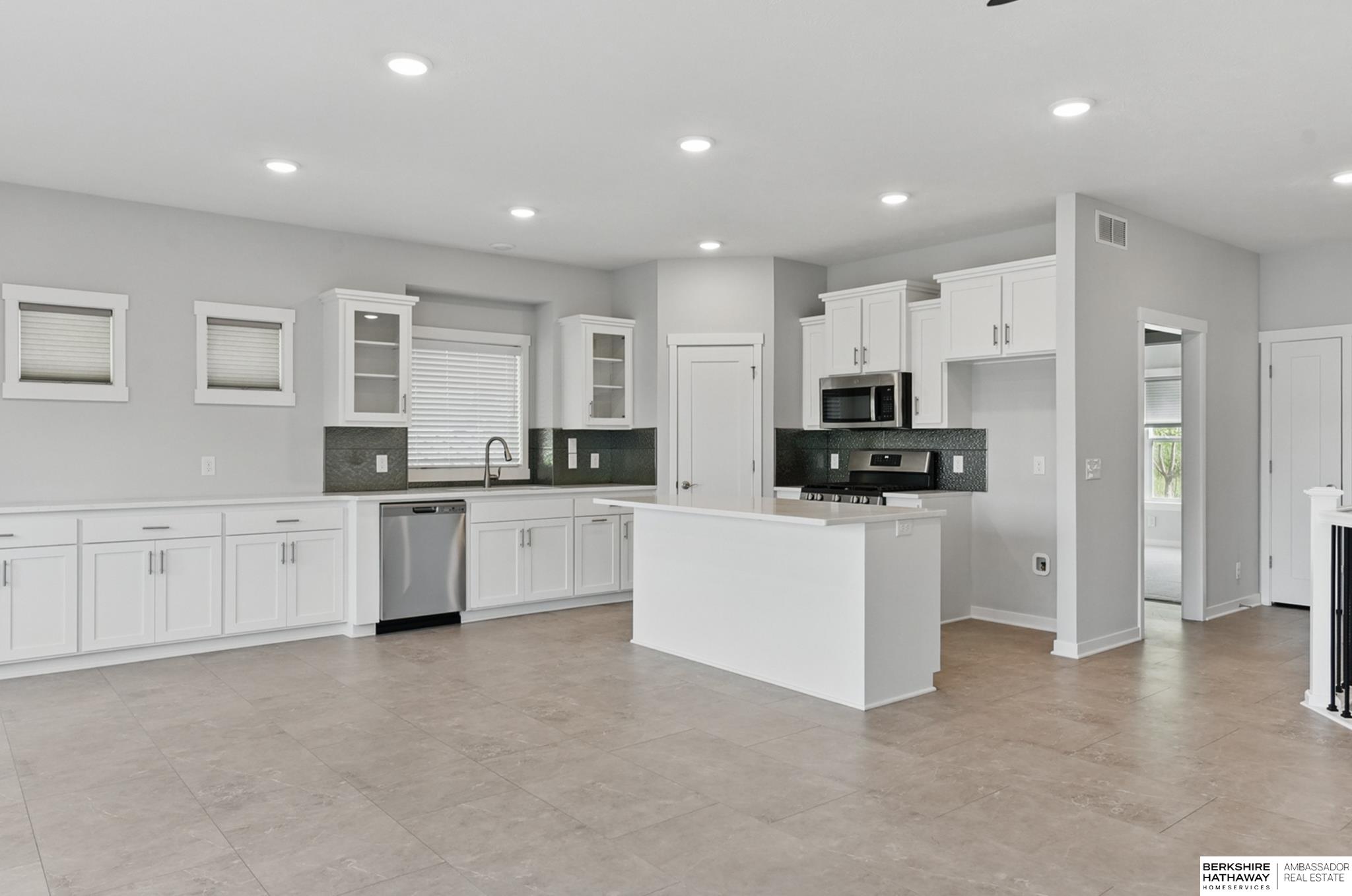 9518 Sterling Circle, Plattsmouth, Nebraska image 12