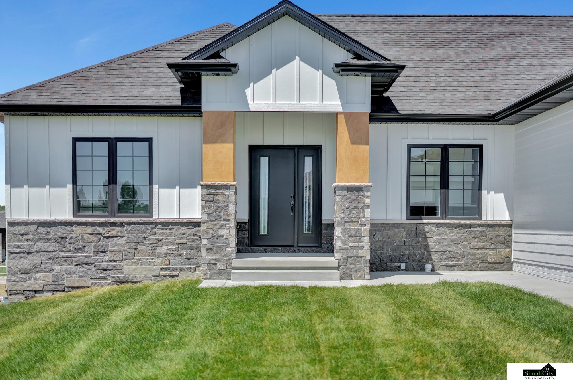 8700 Honeybee Lane, Lincoln, Nebraska image 11