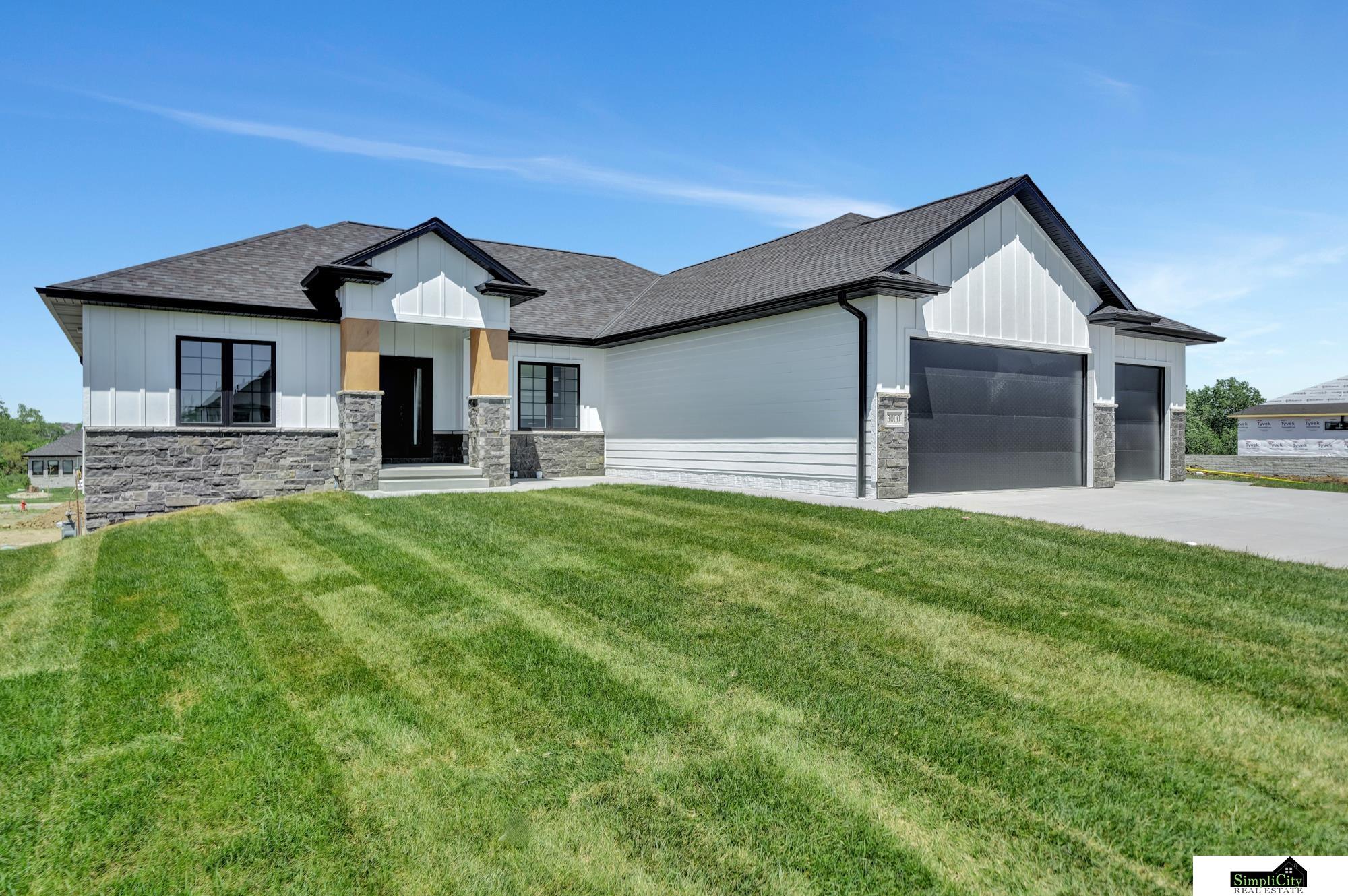 8700 Honeybee Lane, Lincoln, Nebraska image 12