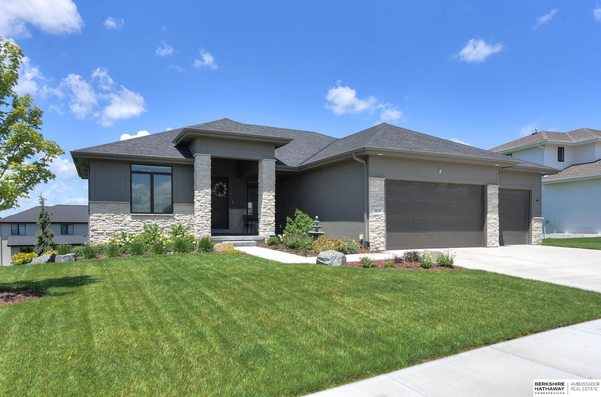 20618 Boulder Street, Gretna, Nebraska image 2