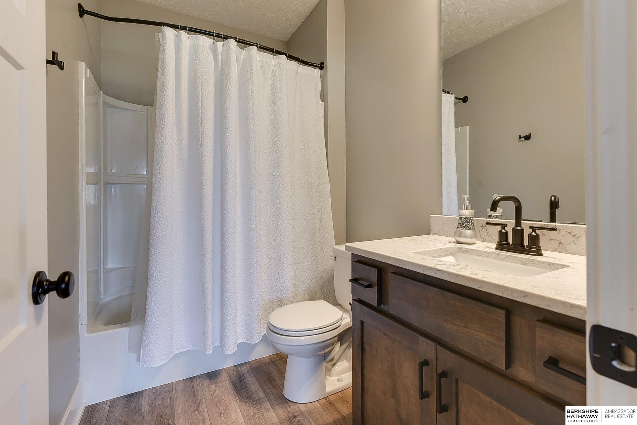 20618 Boulder Street, Gretna, Nebraska image 35