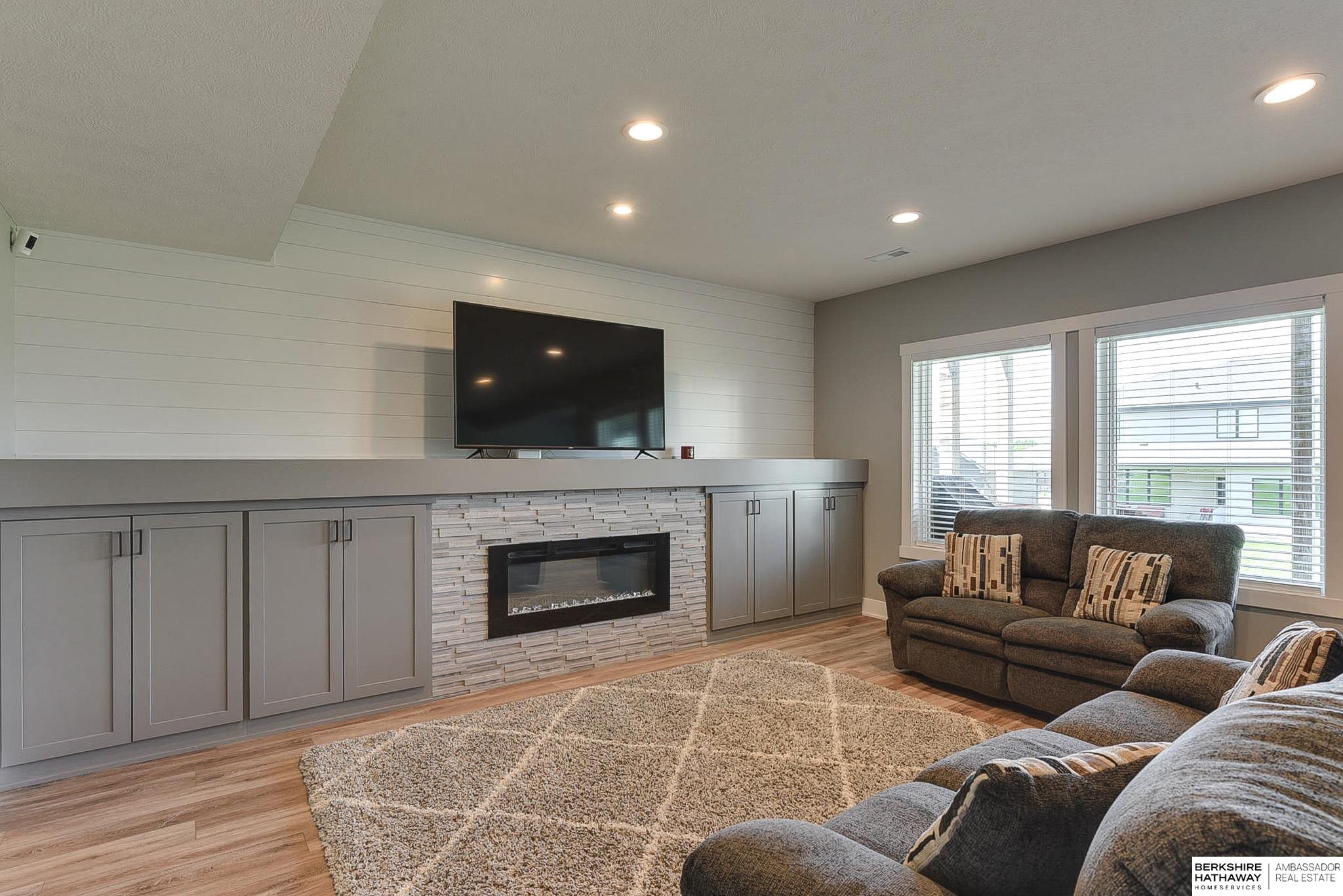 20618 Boulder Street, Gretna, Nebraska image 37
