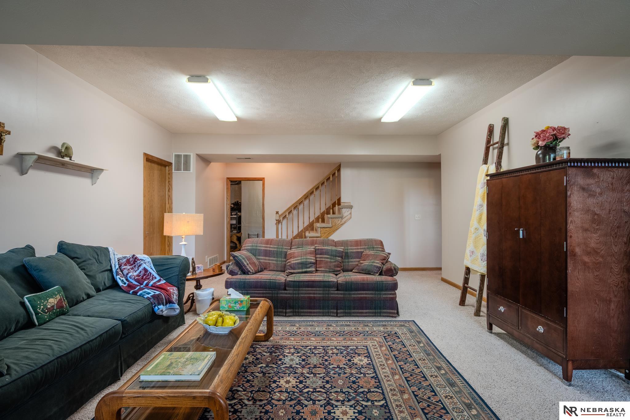 16101 Sahler Street, Omaha, Nebraska image 9