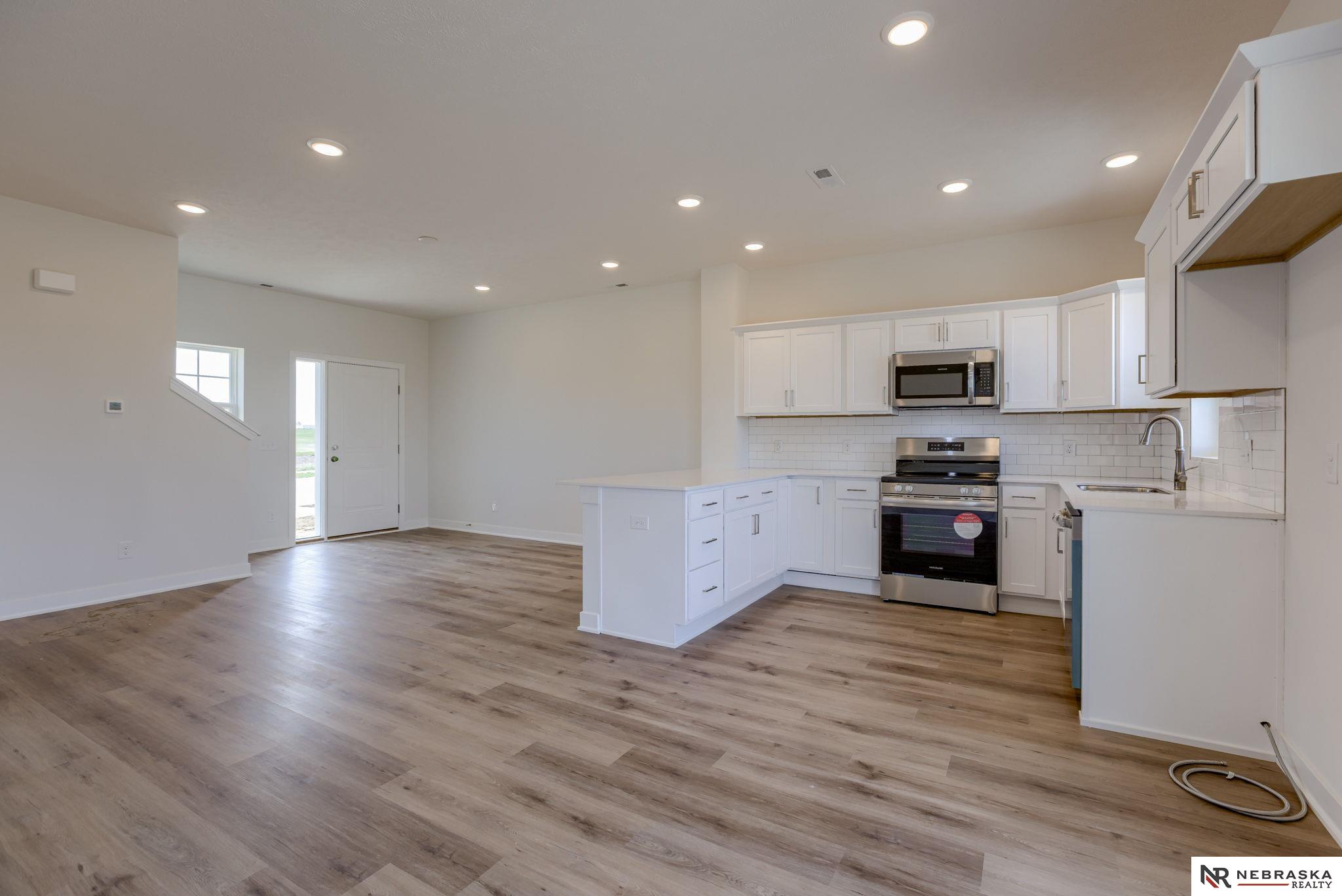 4619 Leawood Court, Papillion, Nebraska image 12