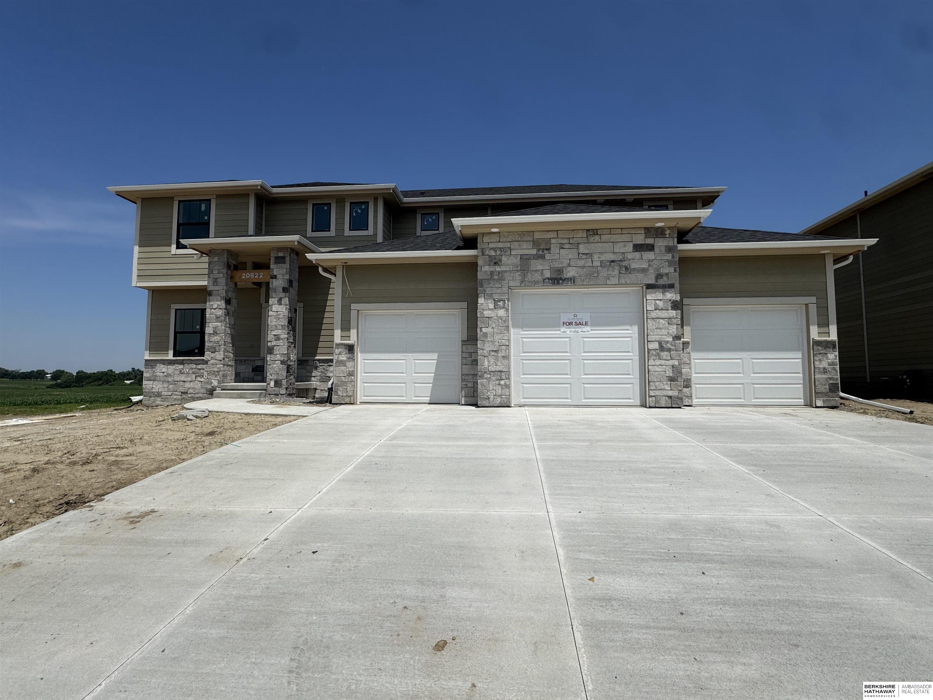 20822 Vernon Avenue, Elkhorn NE 68022