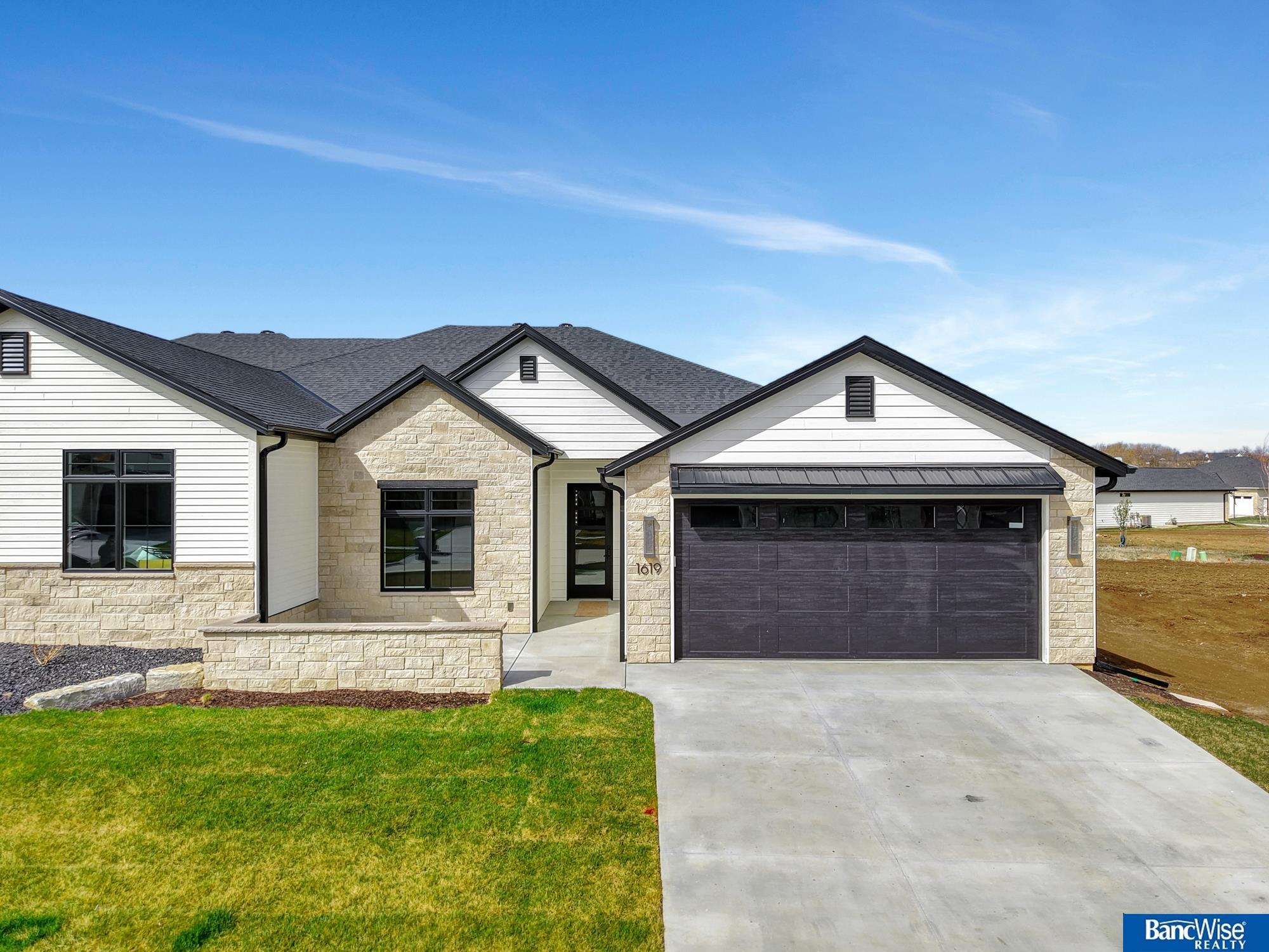 1619 S 93 Street, Lincoln, Nebraska image 1