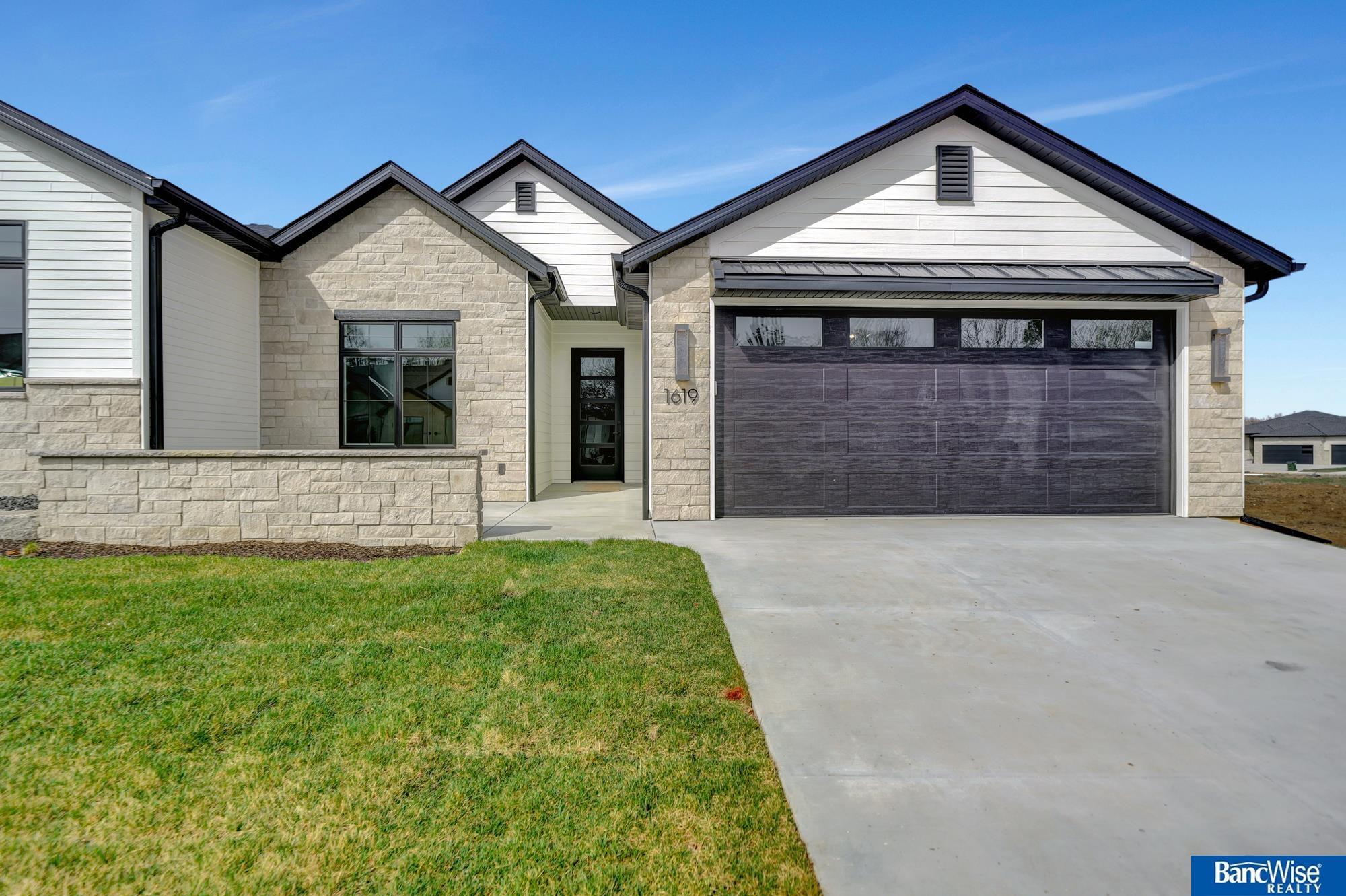 1619 S 93 Street, Lincoln, Nebraska image 4