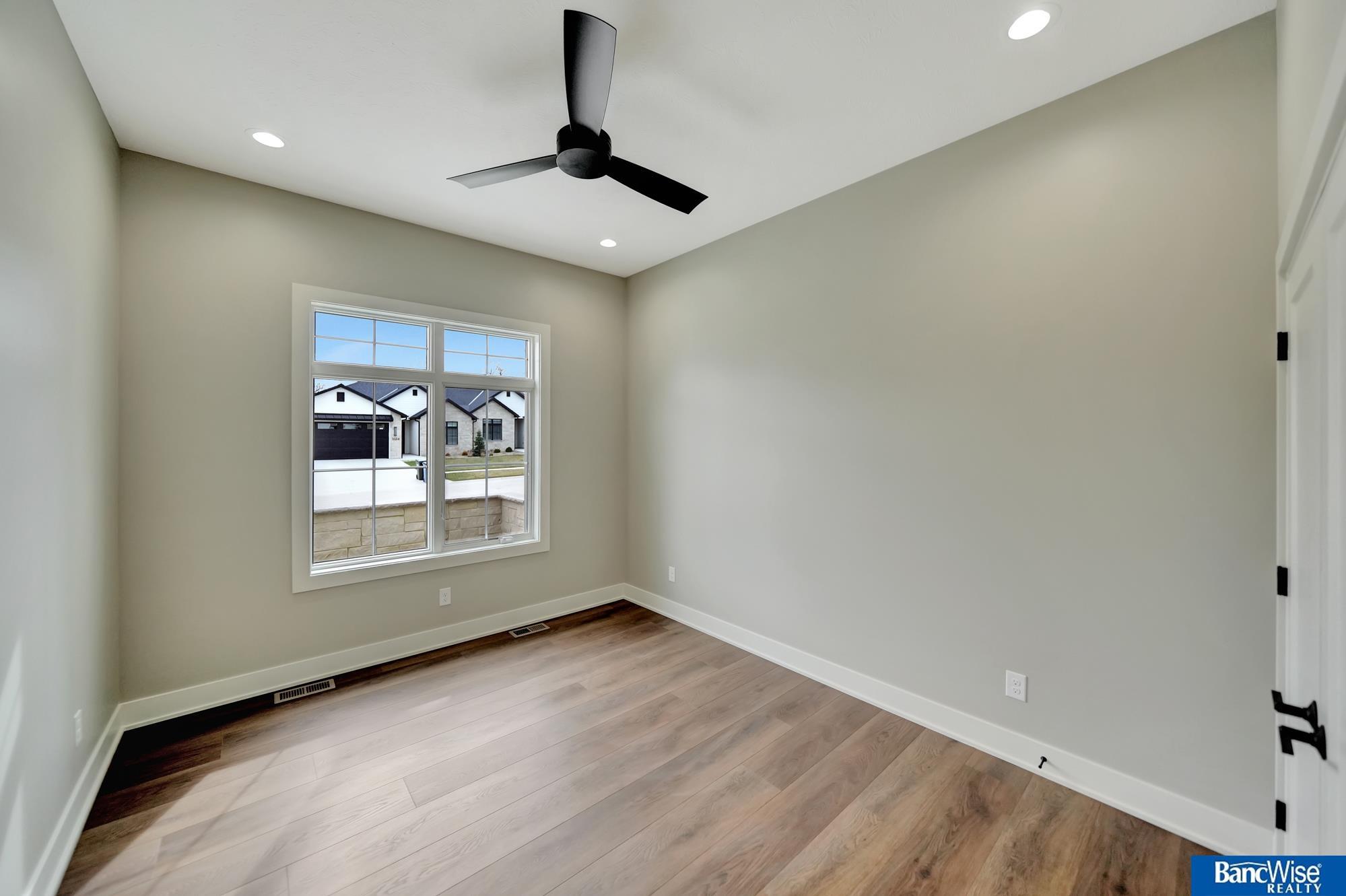 1619 S 93 Street, Lincoln, Nebraska image 33