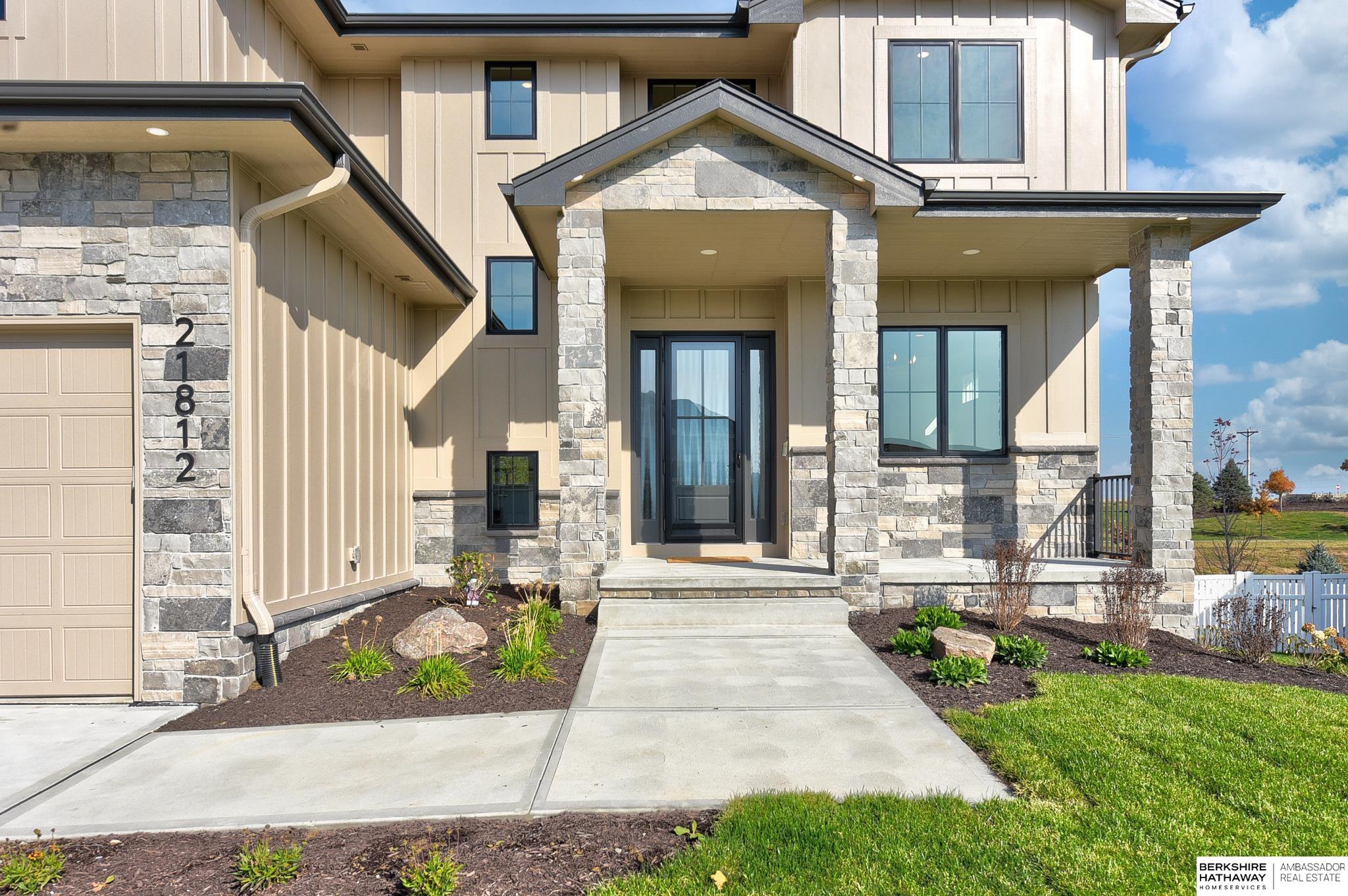 10109 Laramie Street, Papillion, Nebraska image 3