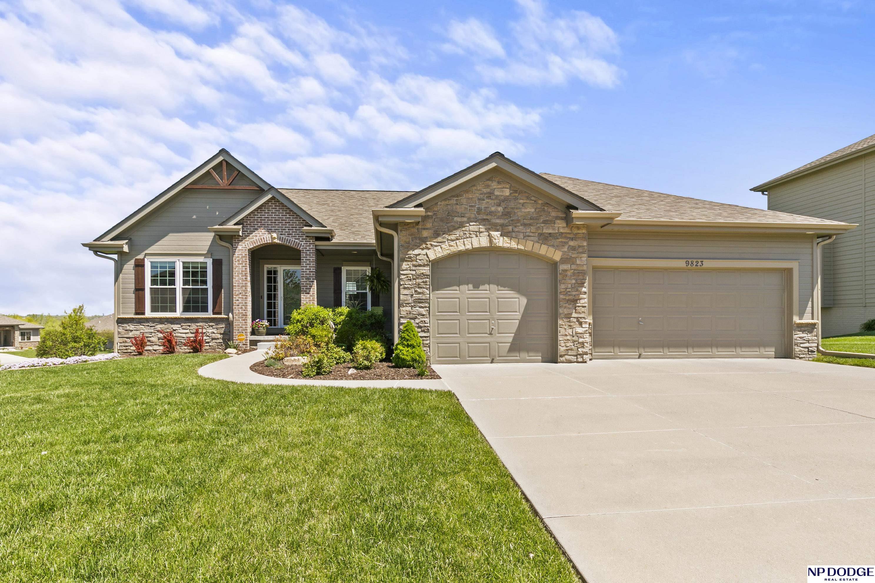9823 Rosewater Parkway, Bennington, Nebraska image 1