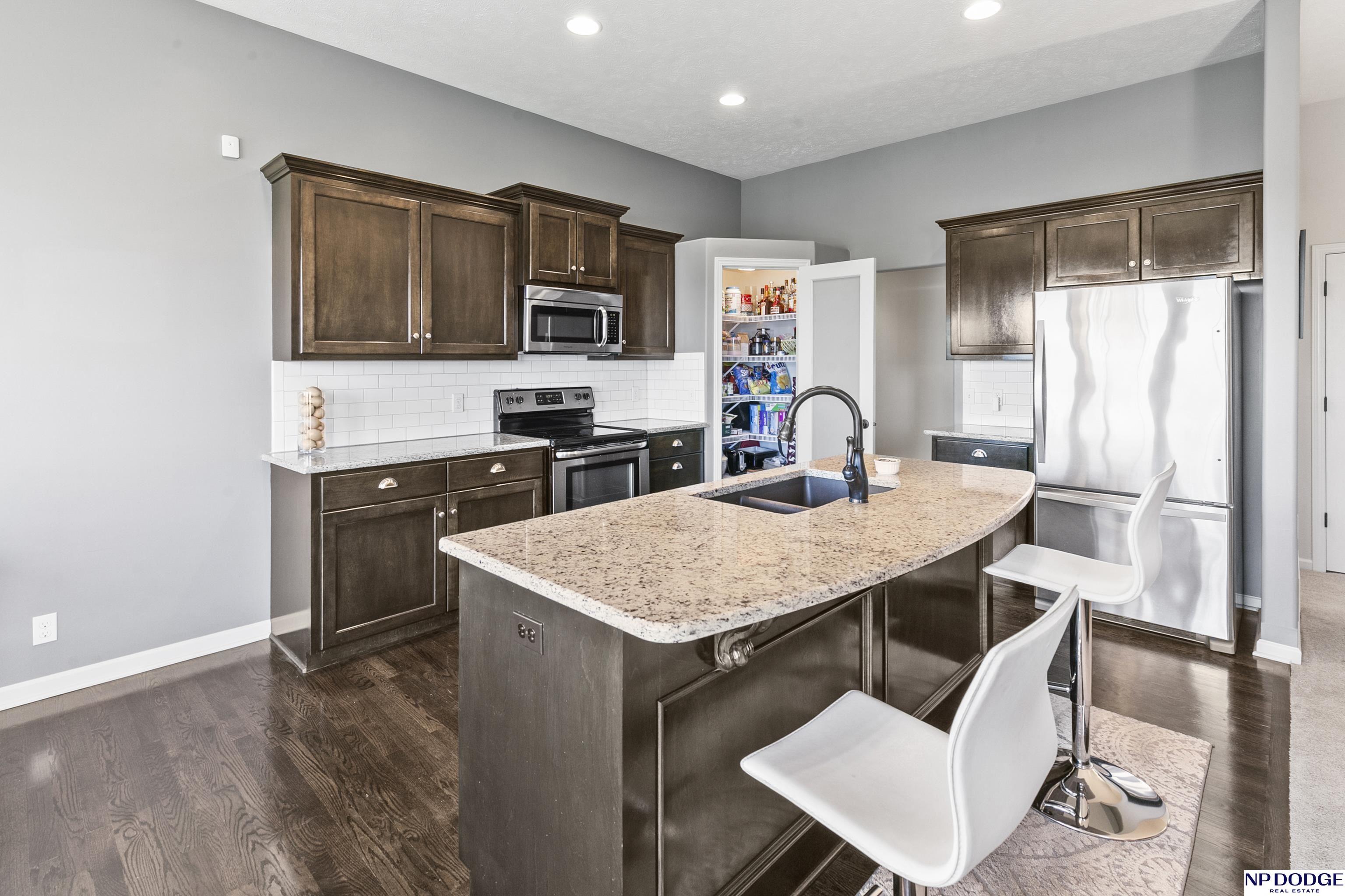 9823 Rosewater Parkway, Bennington, Nebraska image 14