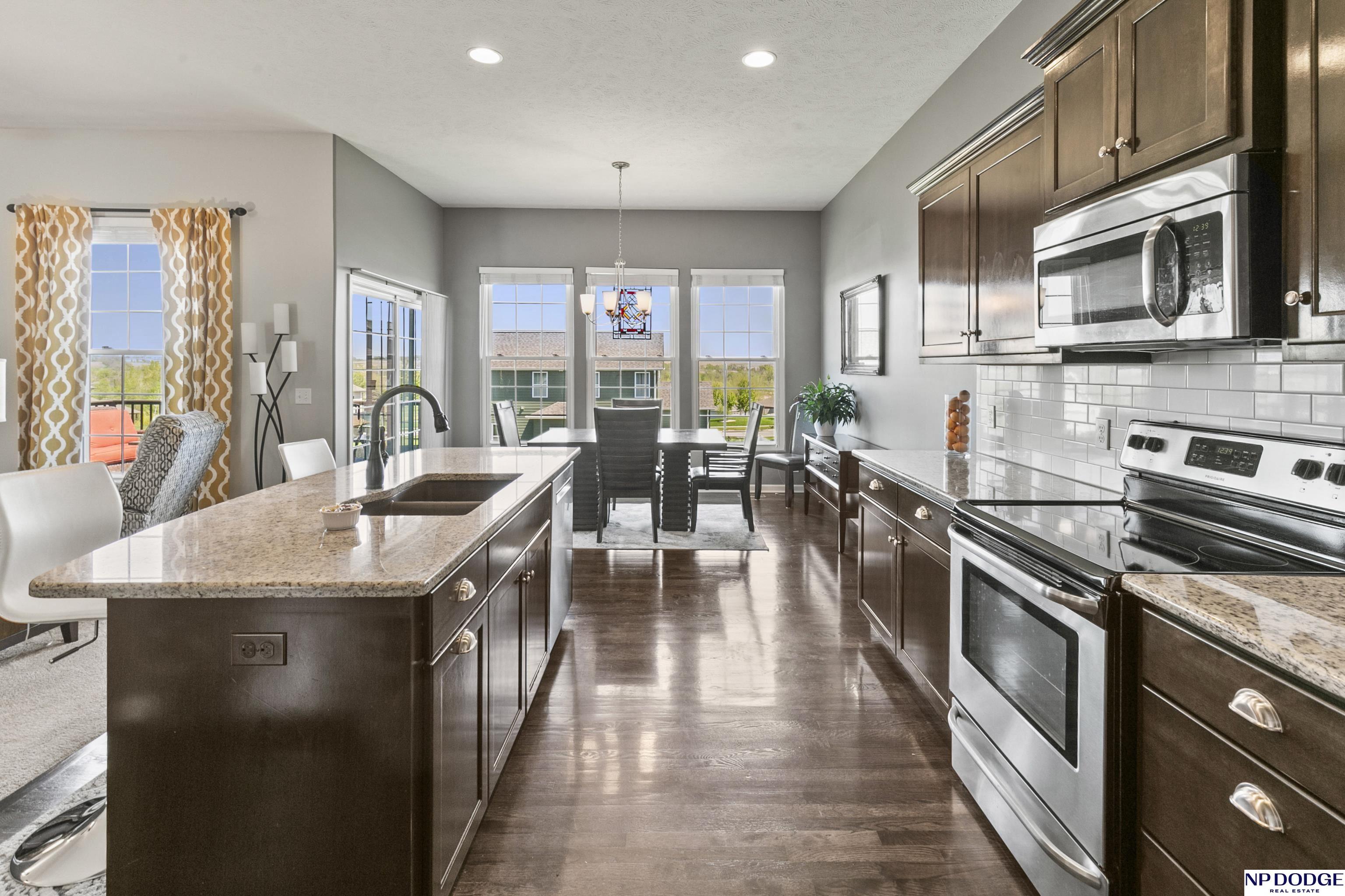 9823 Rosewater Parkway, Bennington, Nebraska image 17