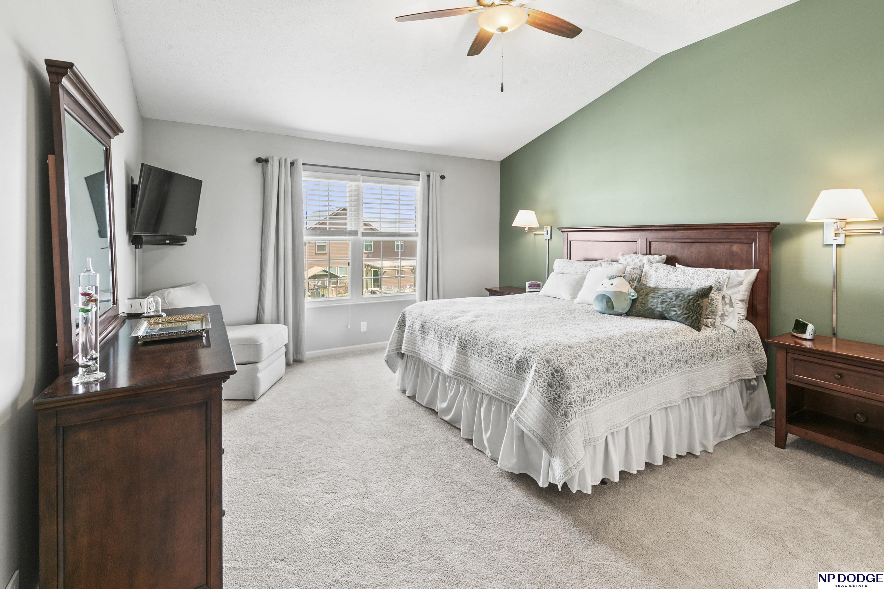 9823 Rosewater Parkway, Bennington, Nebraska image 20