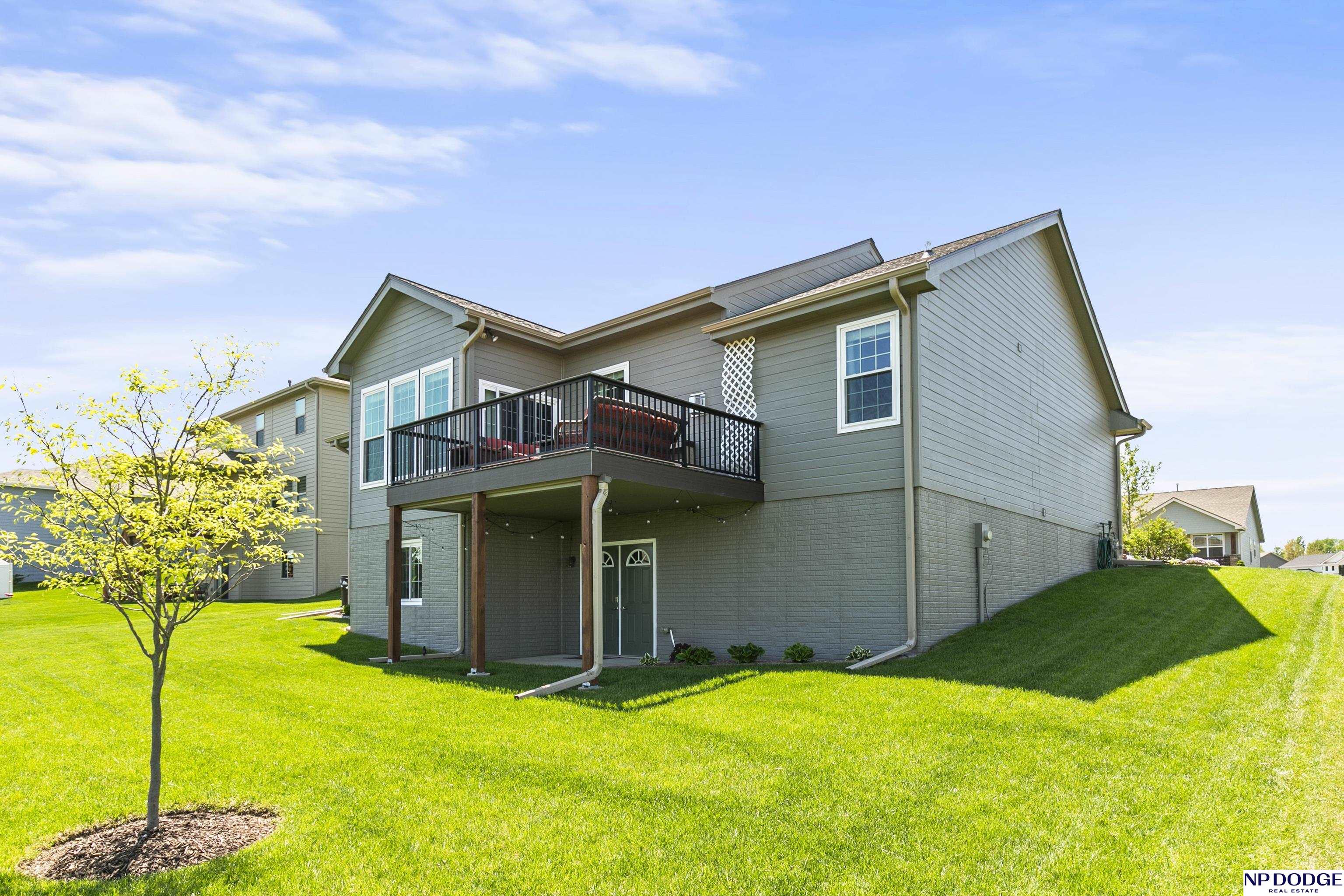 9823 Rosewater Parkway, Bennington, Nebraska image 39