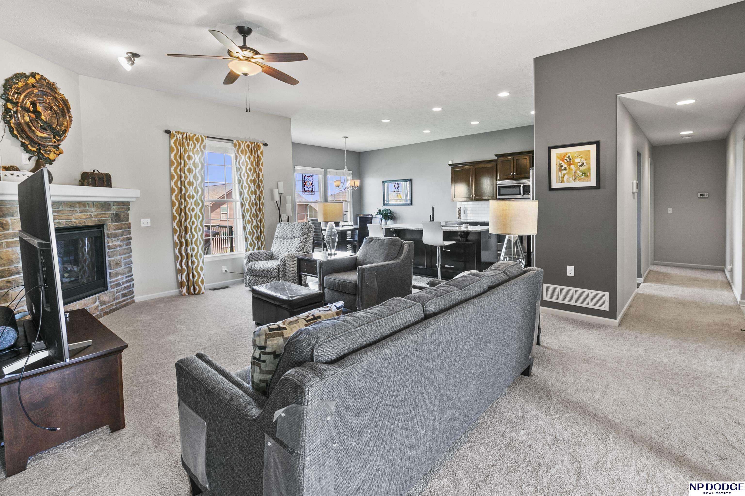 9823 Rosewater Parkway, Bennington, Nebraska image 6