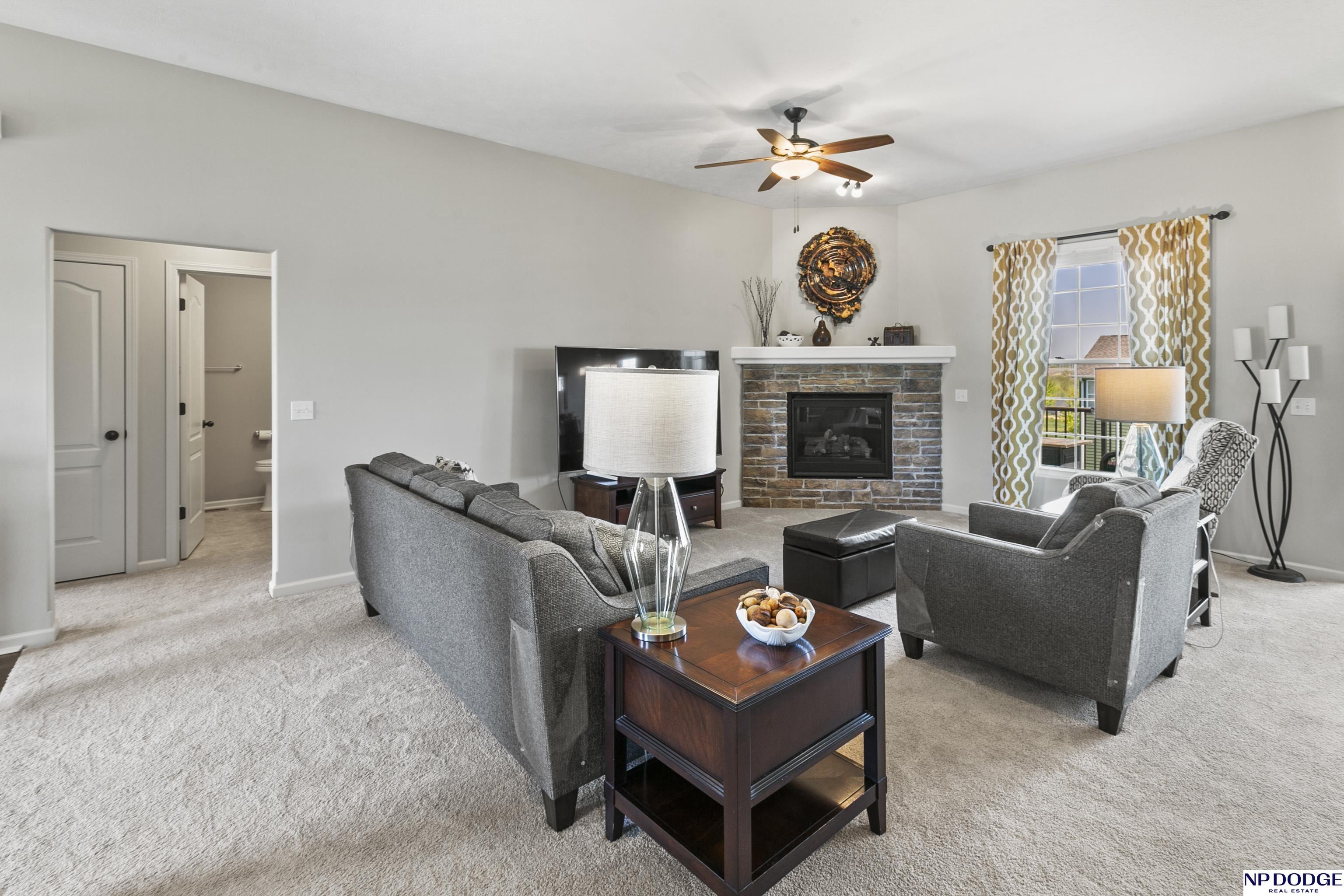 9823 Rosewater Parkway, Bennington, Nebraska image 8