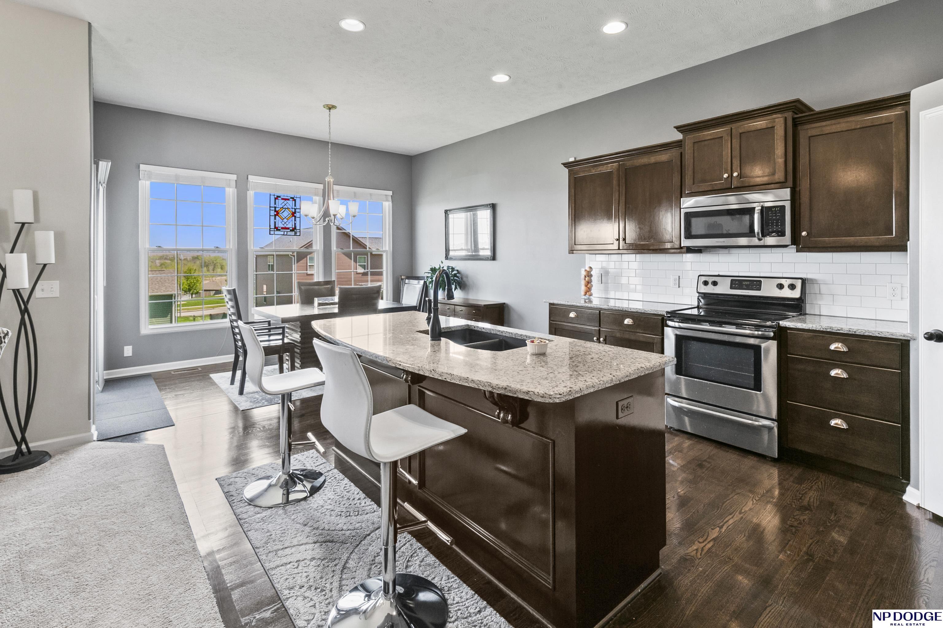 9823 Rosewater Parkway, Bennington, Nebraska image 10